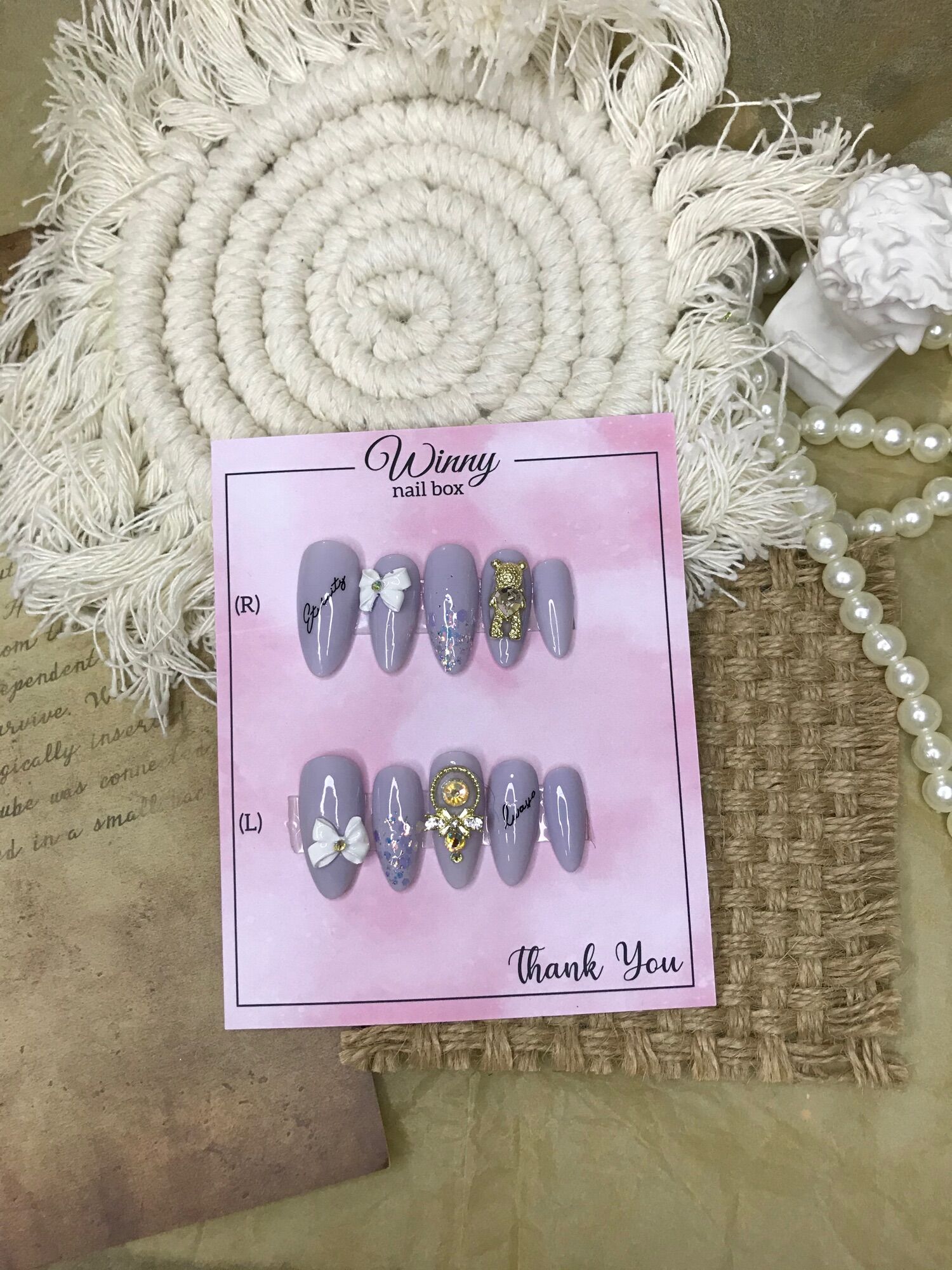 Nailbox móng up móng giả xám nhạt charm gấu