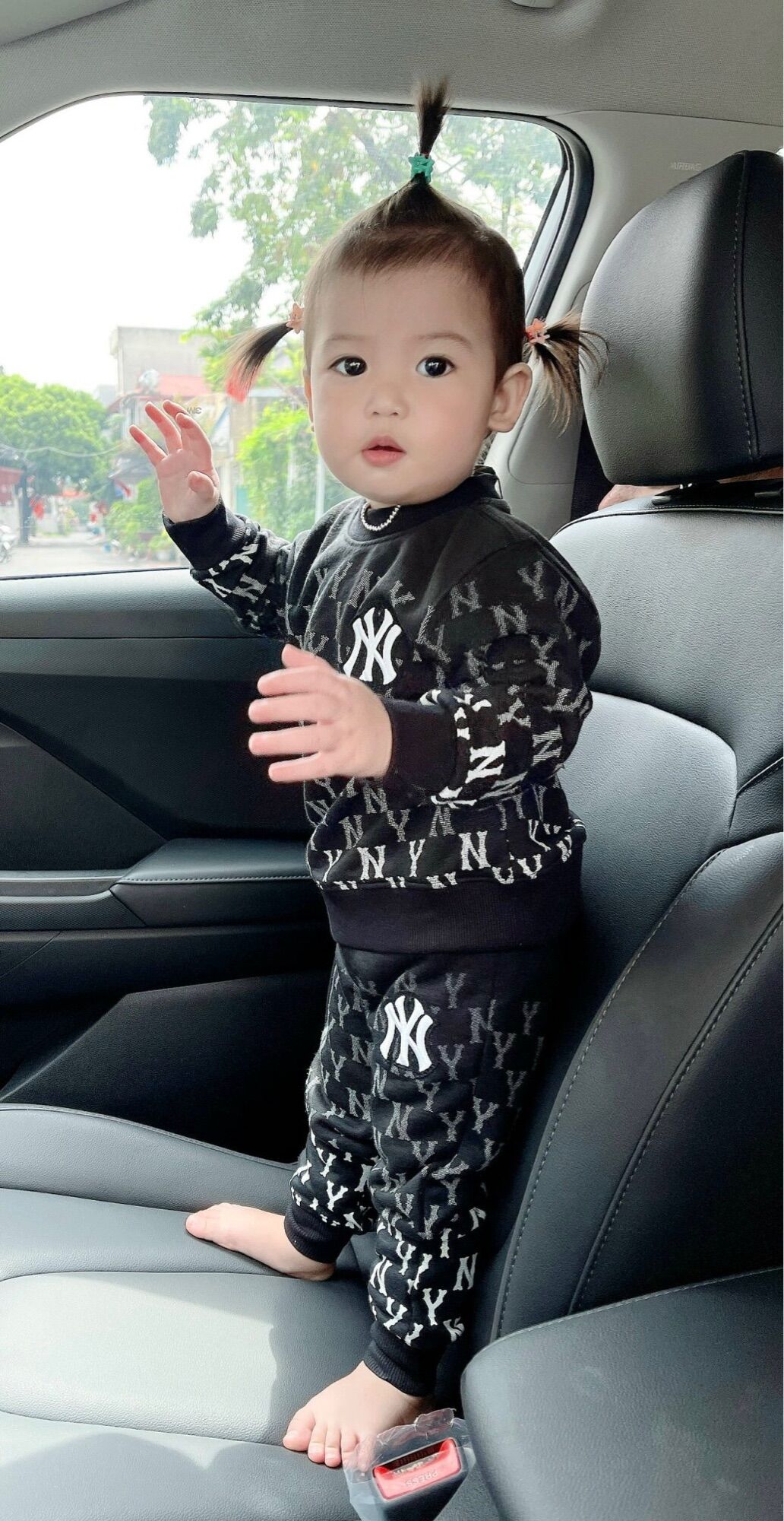 [3-5/8 Hoàn Tiền 25%]Bộ nỉ Thu Đông monogram xịn cho bé trai và bé gái
