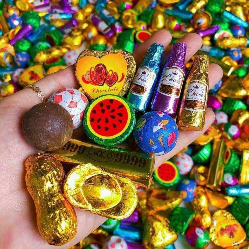 1 hủ 500G kẹo socola thổi vàng, dưa hấu và mix