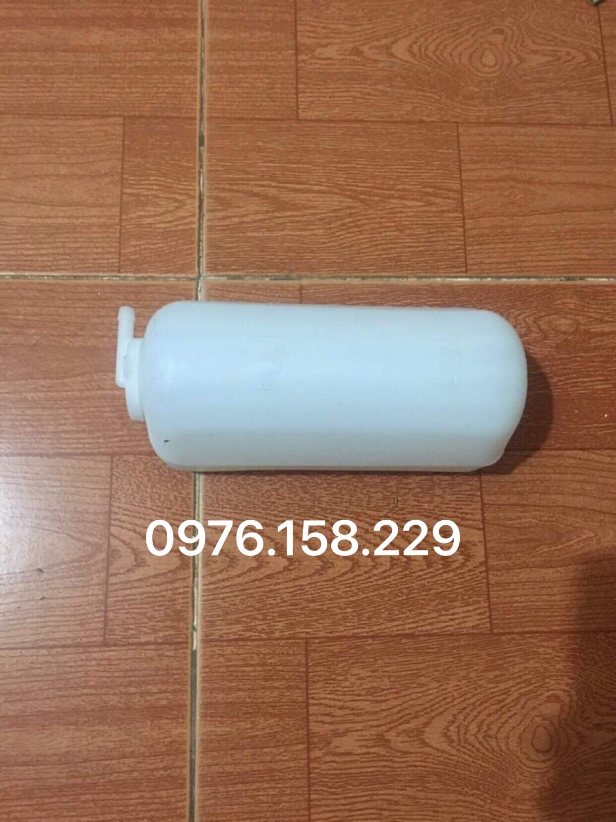 Bình nước phụ suzuki 5 tạ, carry
