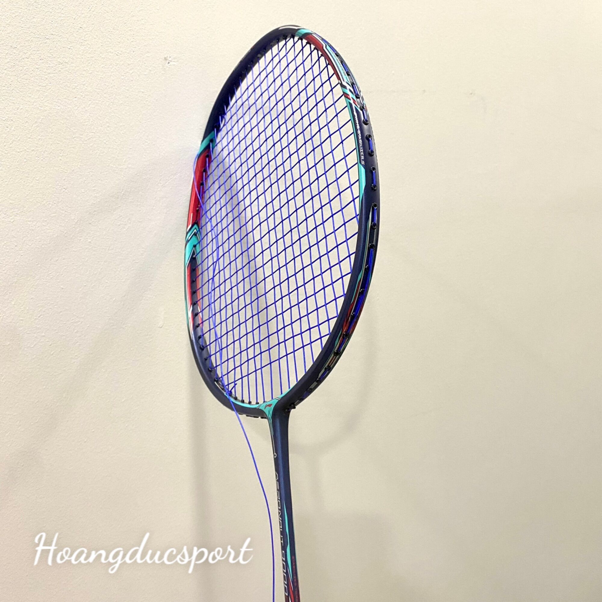 Vợt cầu lông Lining khung cacbon sieu hot (khuyến mãi căng dây và cuốn cán)