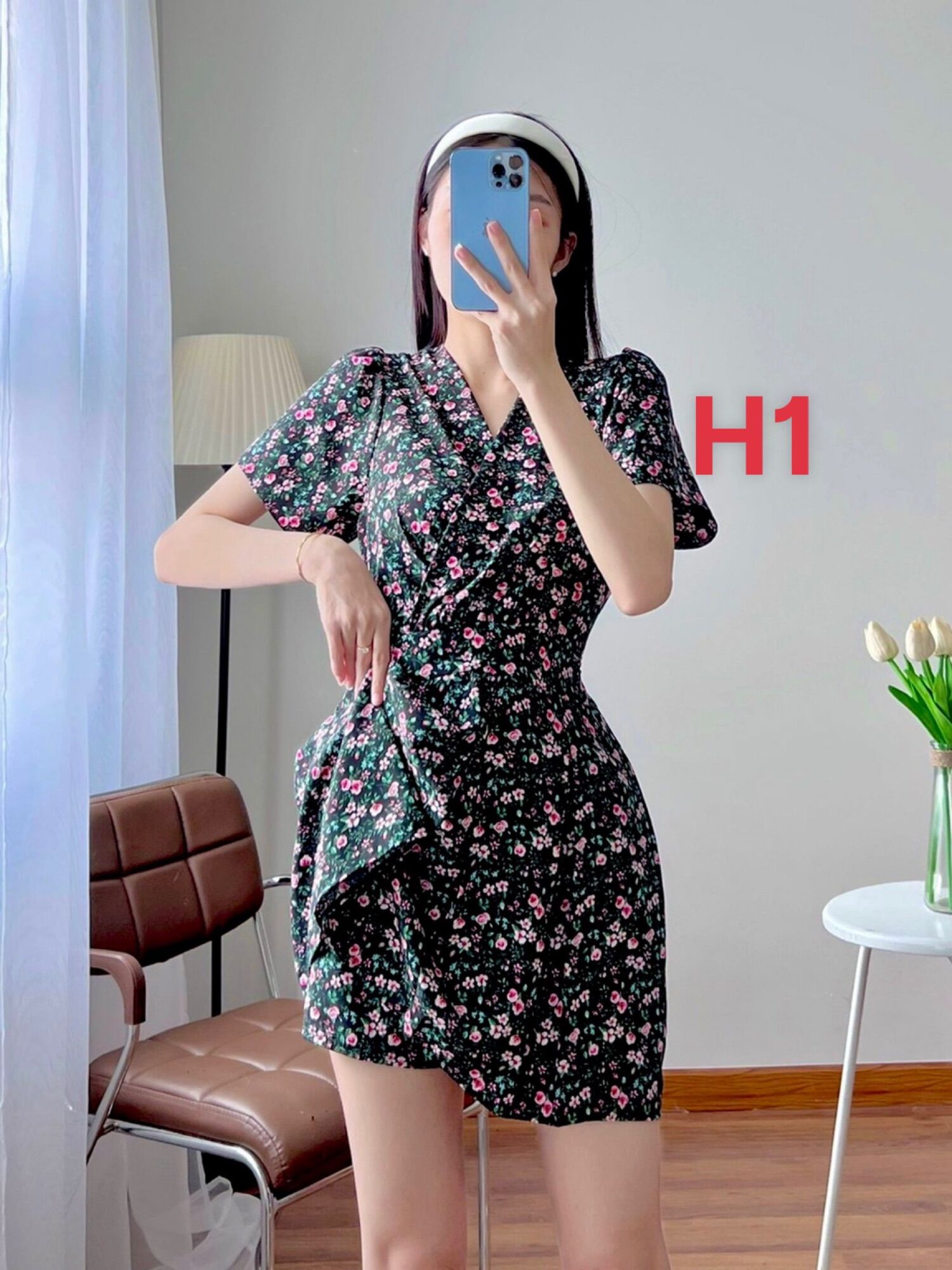 Đầm kèm quần tim đắp chéo, có tay, chất lụa hàn, mịn mát,mát.