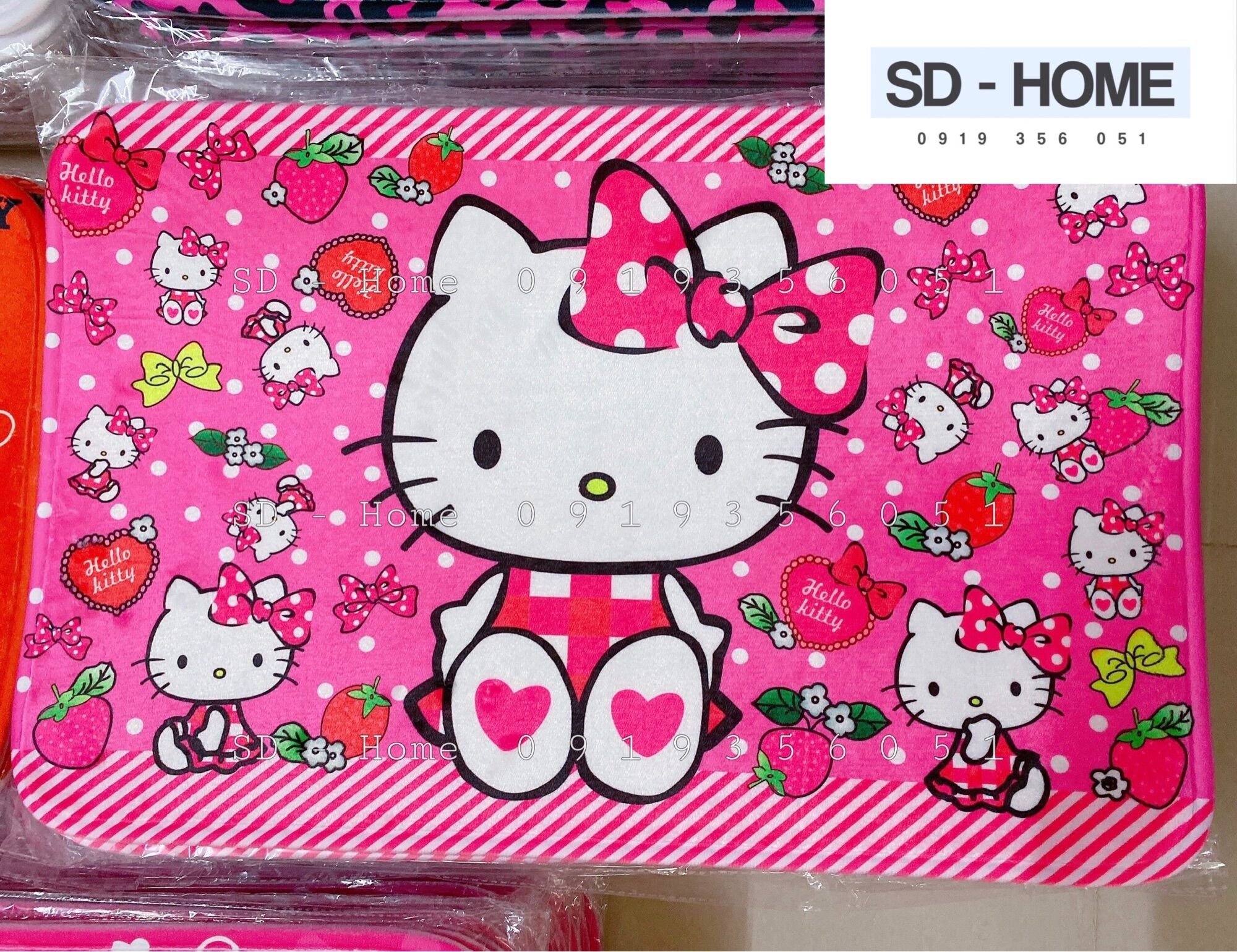 Thảm Dậm Chân Kitty Vuông siêu xinh