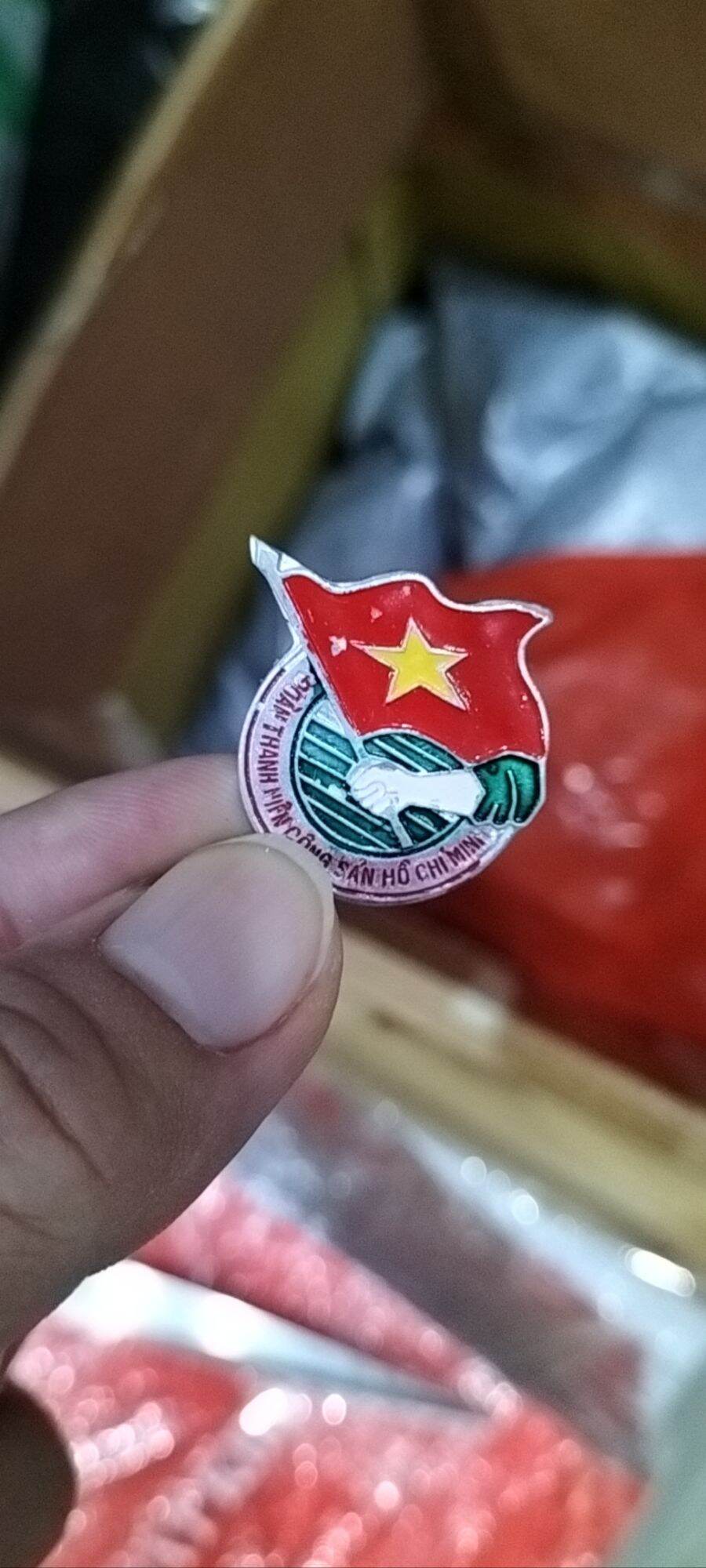 Combo 100 huy hiệu đoàn loại rẻ