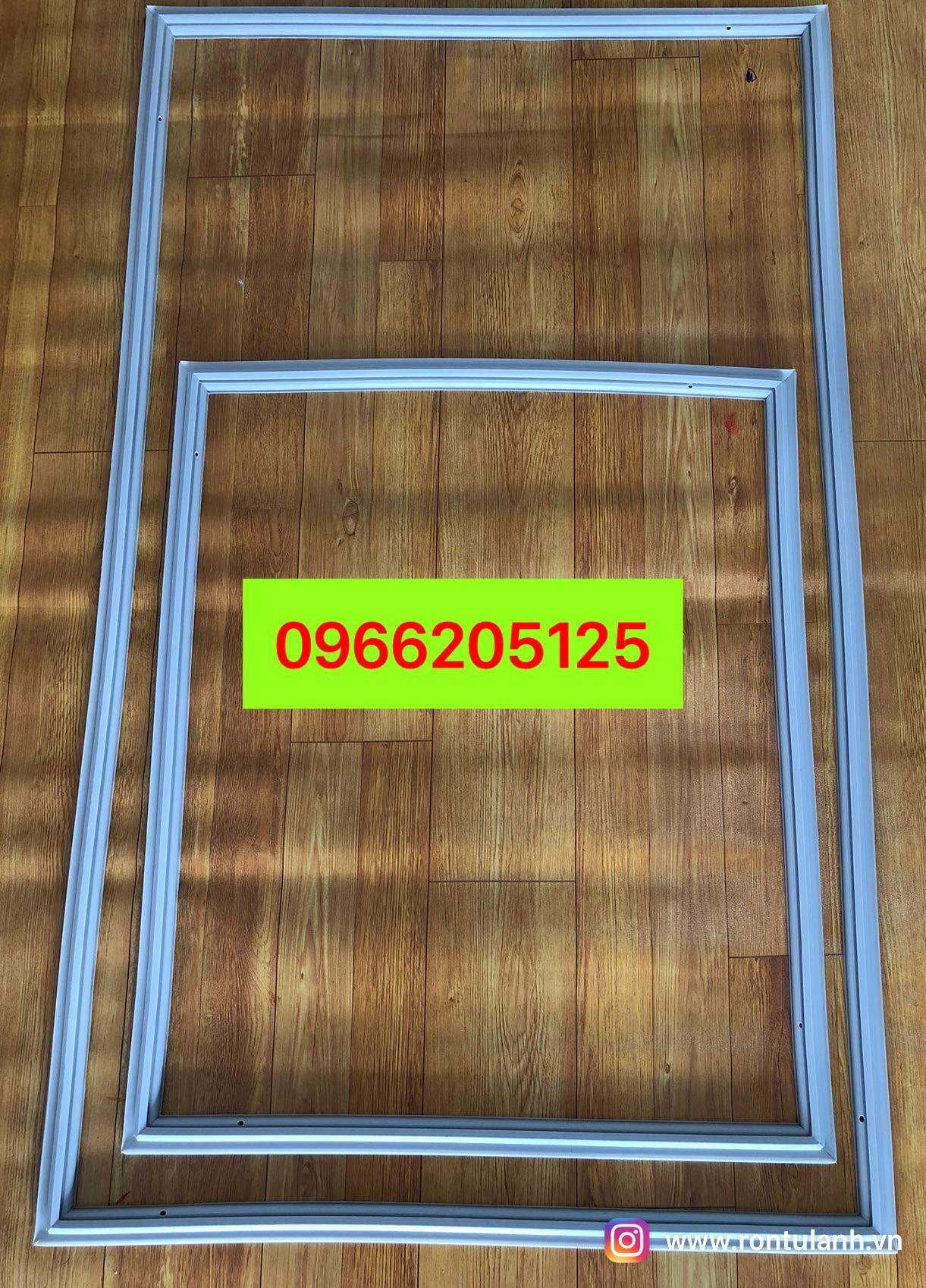 Combo ngăn đông, mát khung ron gioăng tủ lạnh Electrolux ETB3200SC (311L)