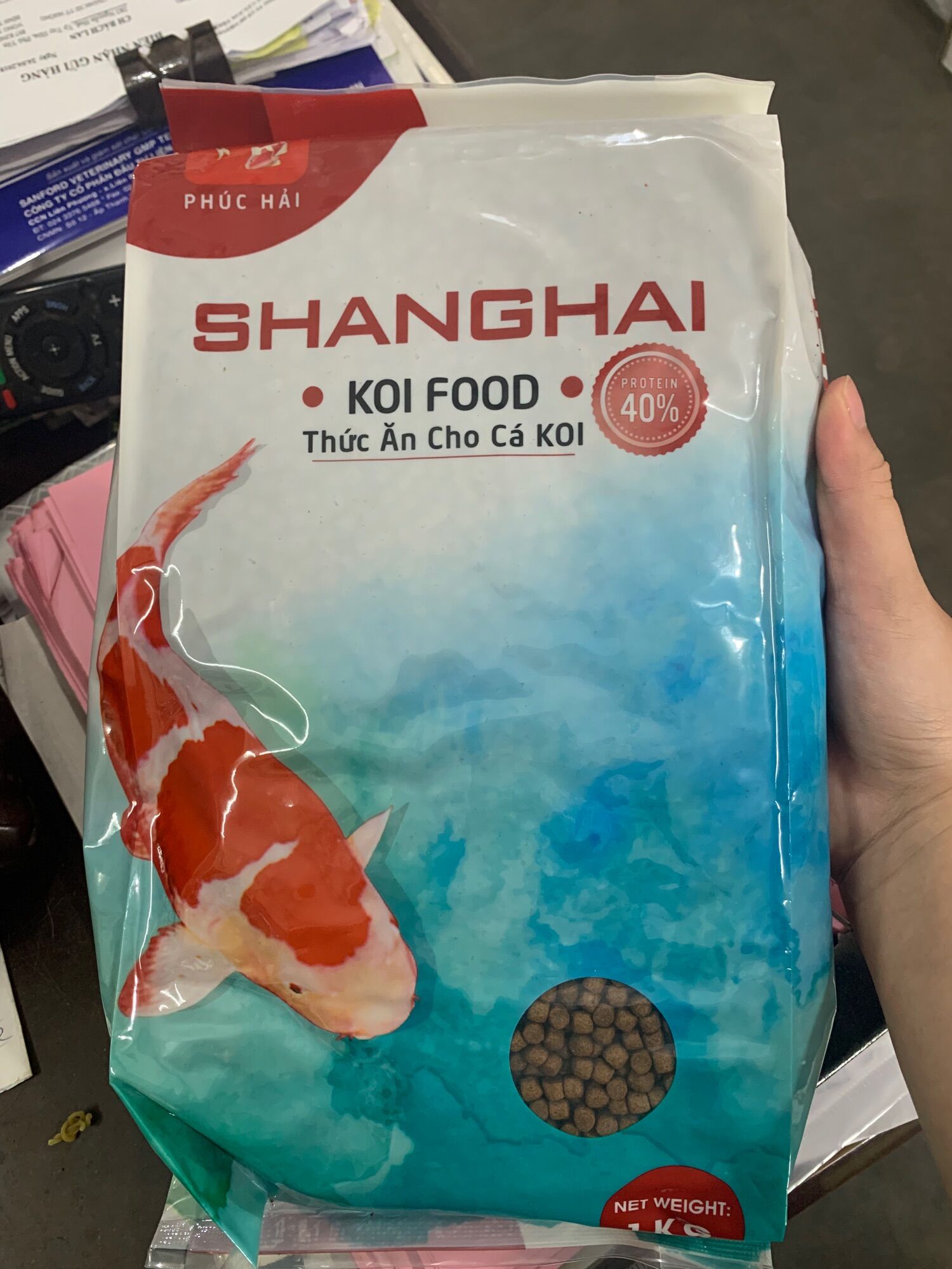 Thức ăn cá koi shanghai độ đạm 40% túi 1kg