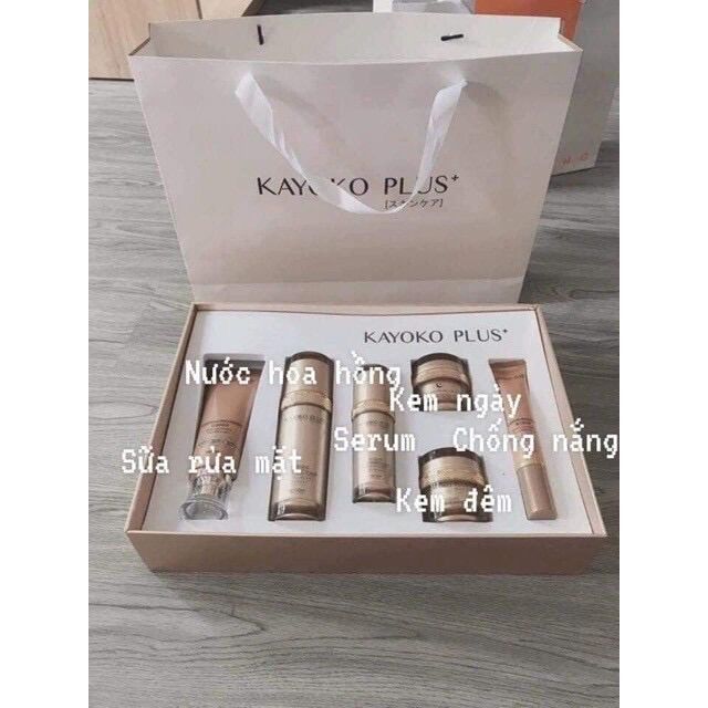 Bộ mỹ phẩm kayoko plus+ vàng chuẩn nhật
