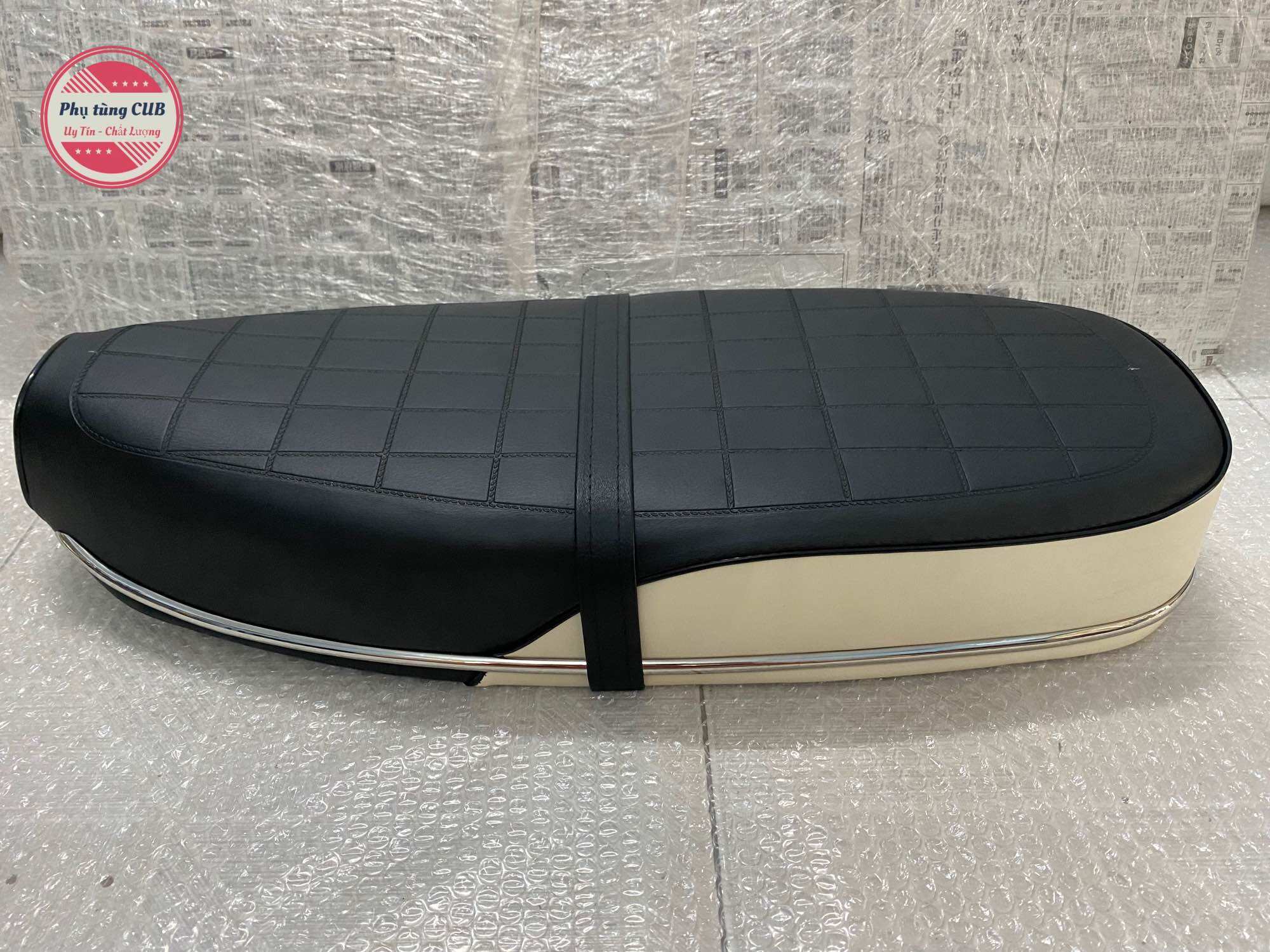 Yên dài xe cub 78-81-86-82-DD ( chỉ yên )