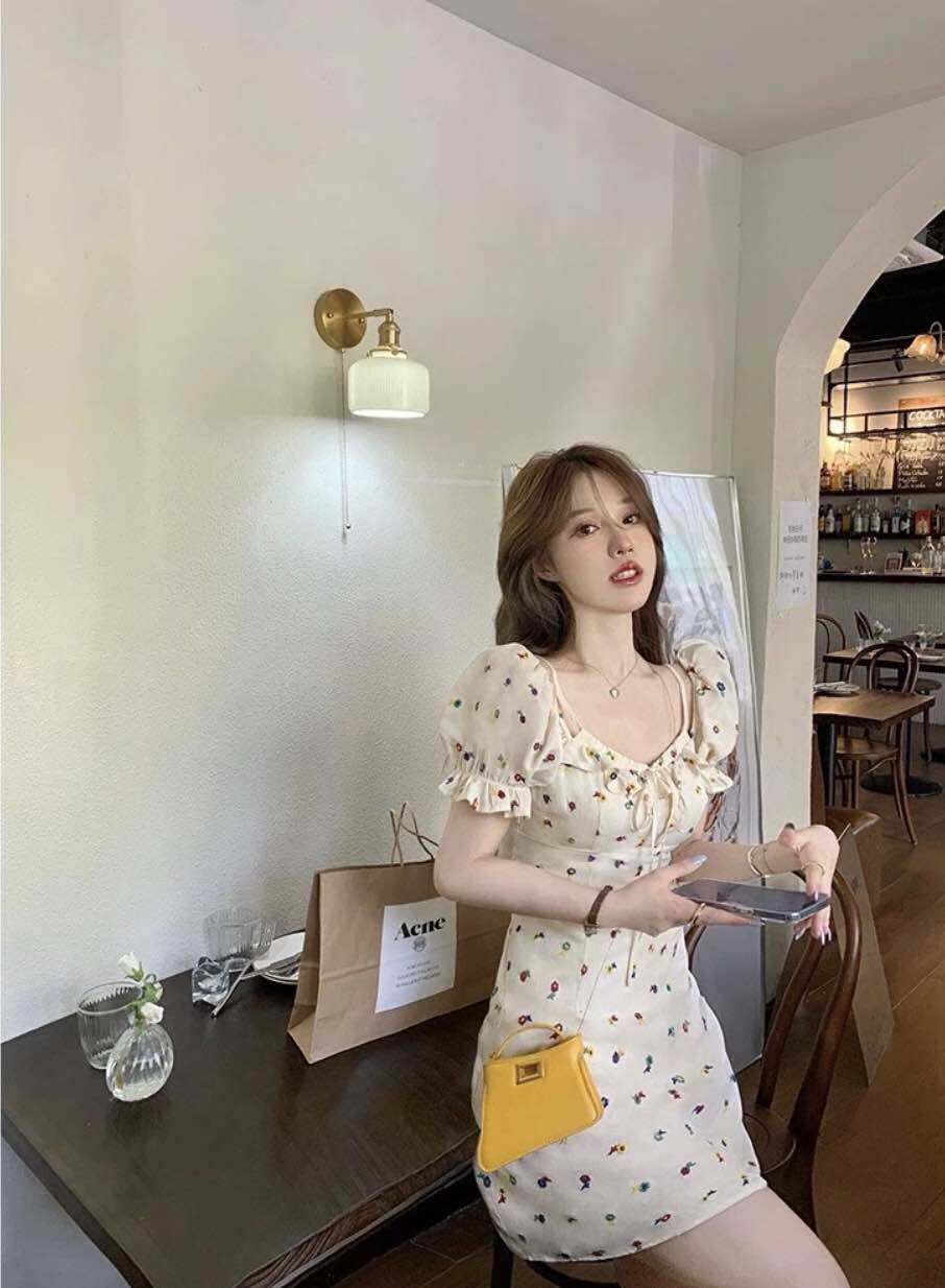 Đầm xô thêu trễ vai nữ phom xuông