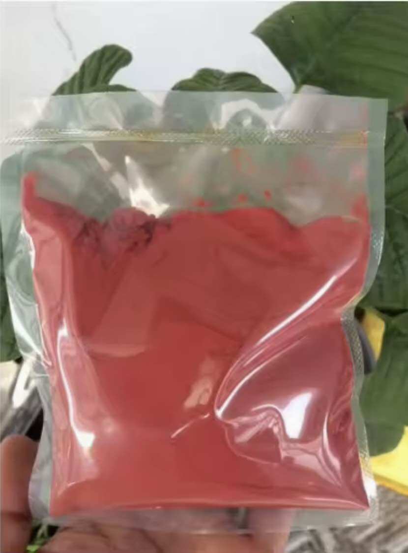 100 gram nghệ vô gà đá.