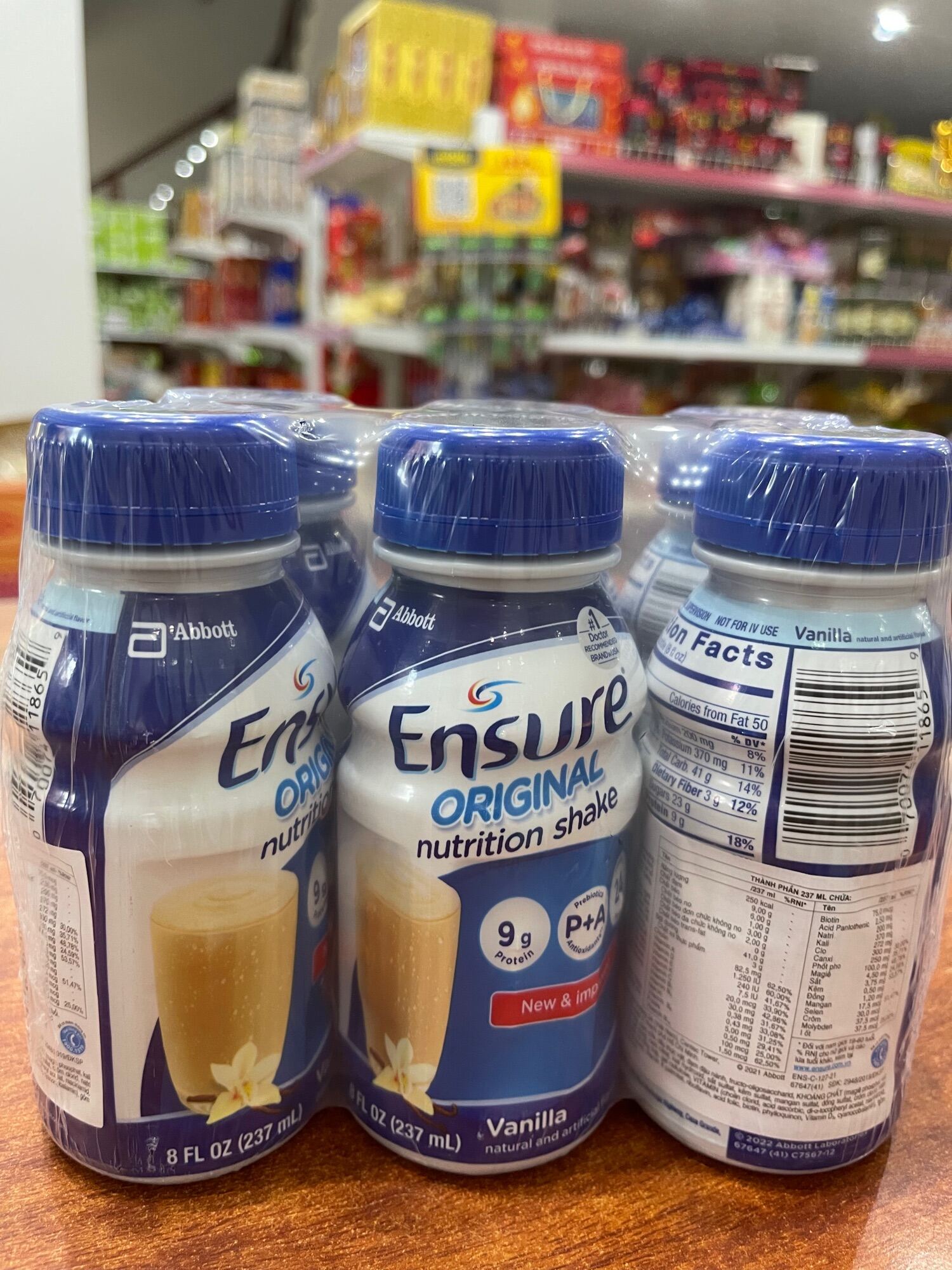 Sữa dinh dưỡng pha sẵn Ensure Original 237ml lốc 6 chai
