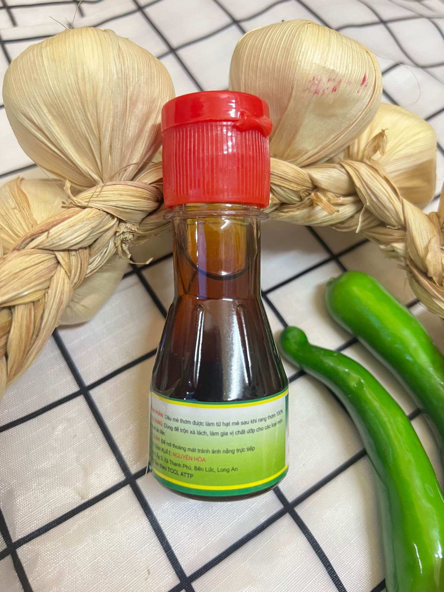 Dầu mè nguyên chất Nguyên Hoà 70ml