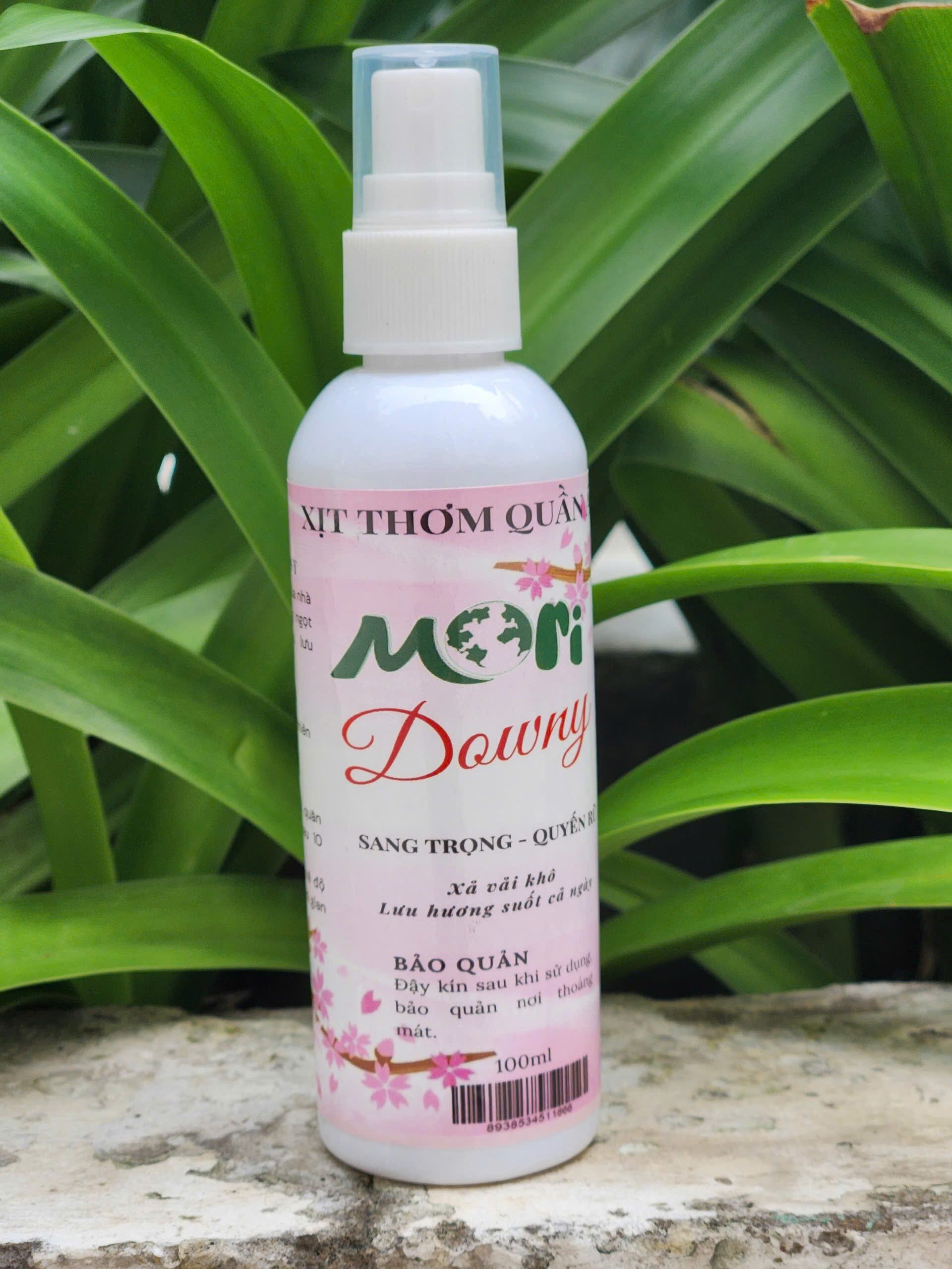 Tinh Dầu Xịt Thơm Quần Áo MORI Hương Nước Hoa Chai 100ml chuyên dùng cho tiệm giặt sấy