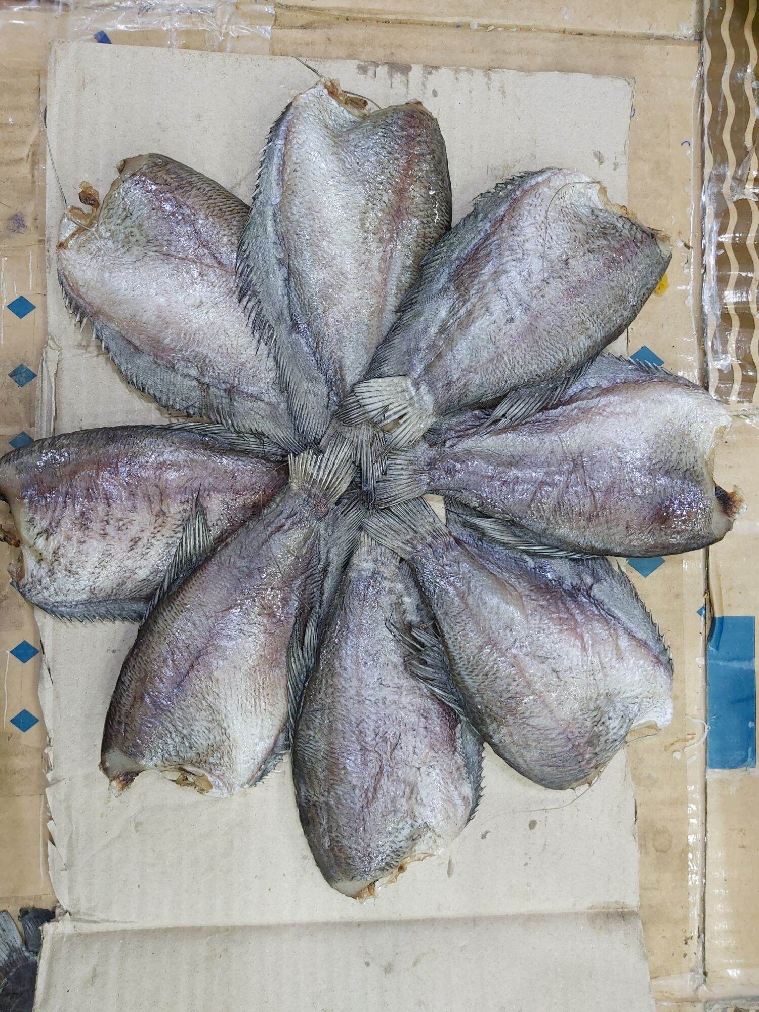 khô cá sặc không đầu. 500 gam