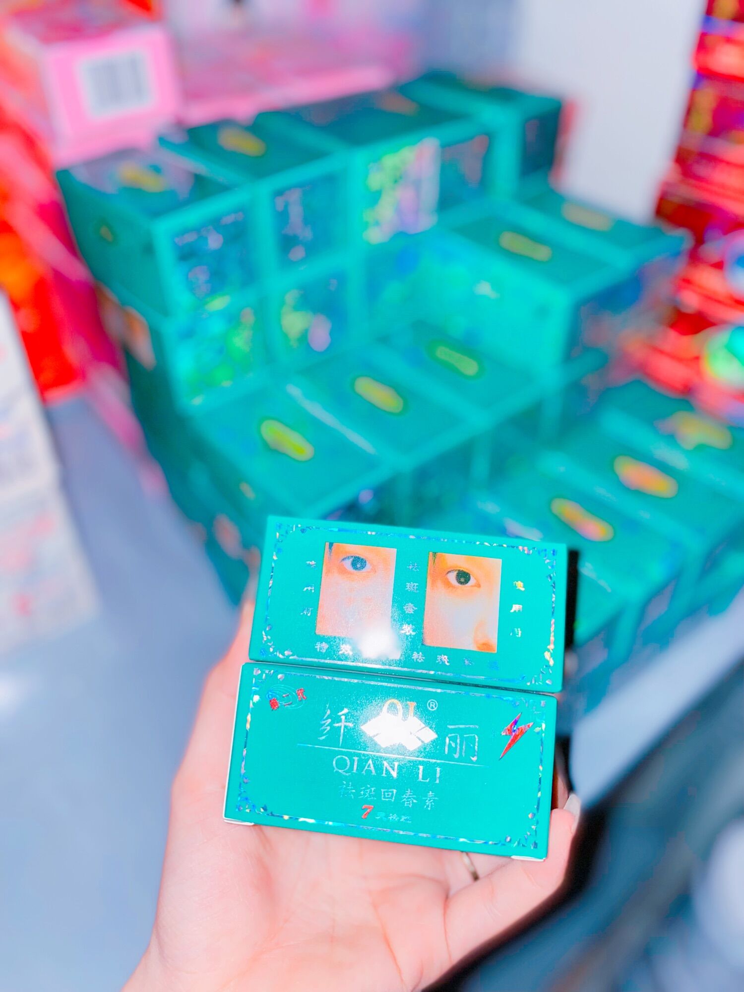 1 cặp kem cô tiên nám đỏ Huashuli