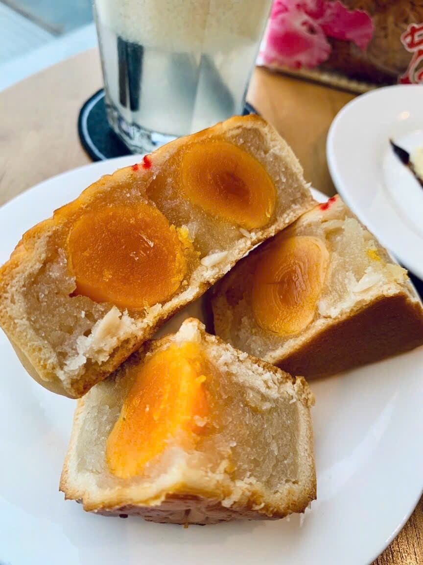 Bánh trung thu Tân Dân Lợi