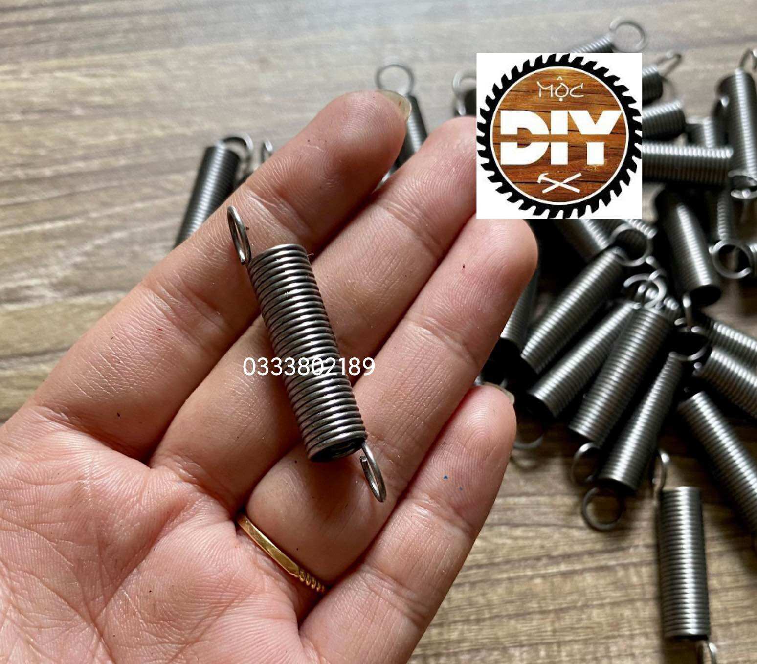 Lò xo kéo thép đen phi 8 dài 44mm sợi 1mm (10 cái)