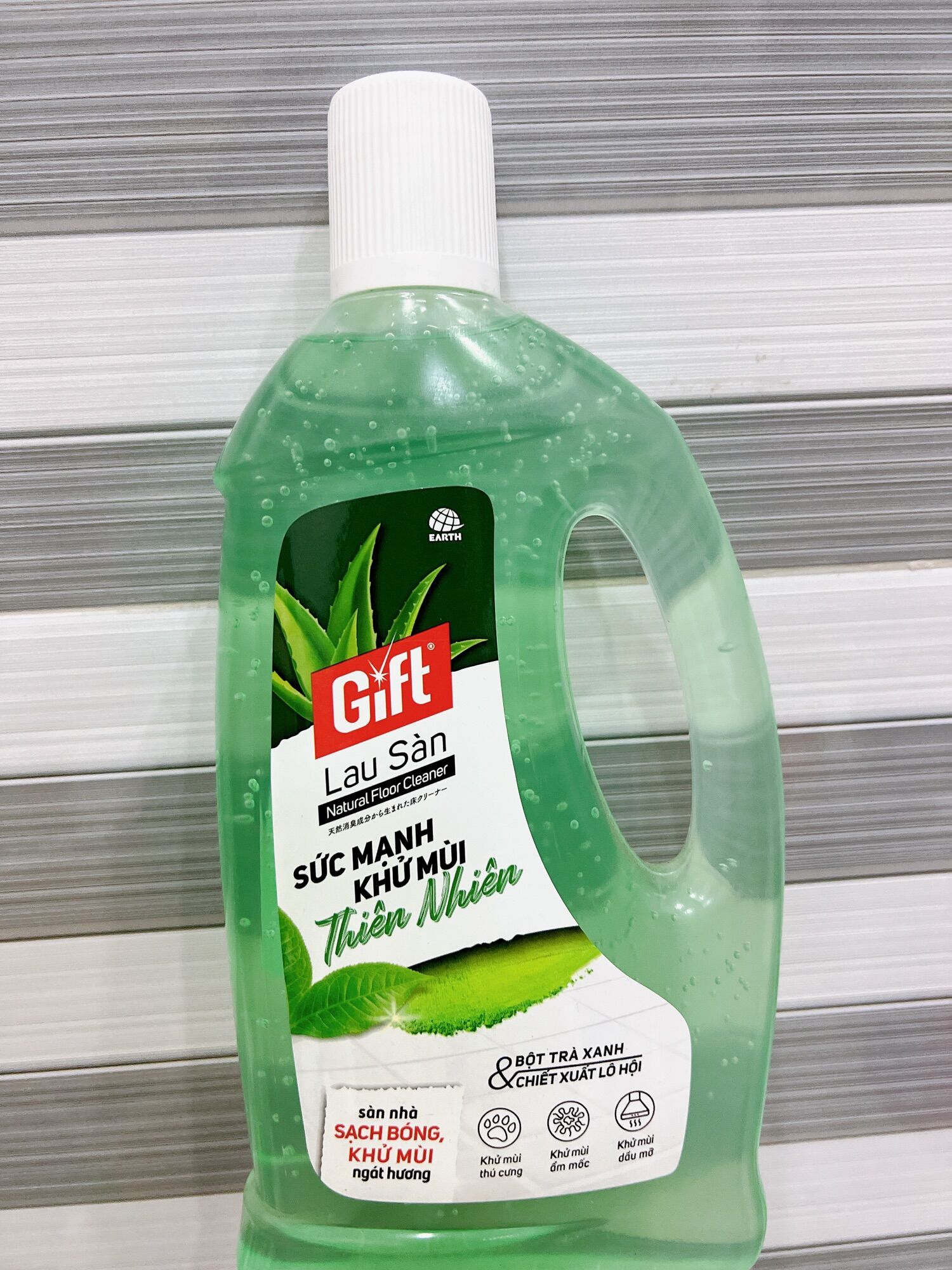 Nước Lau Sàn Gift Chai 1L