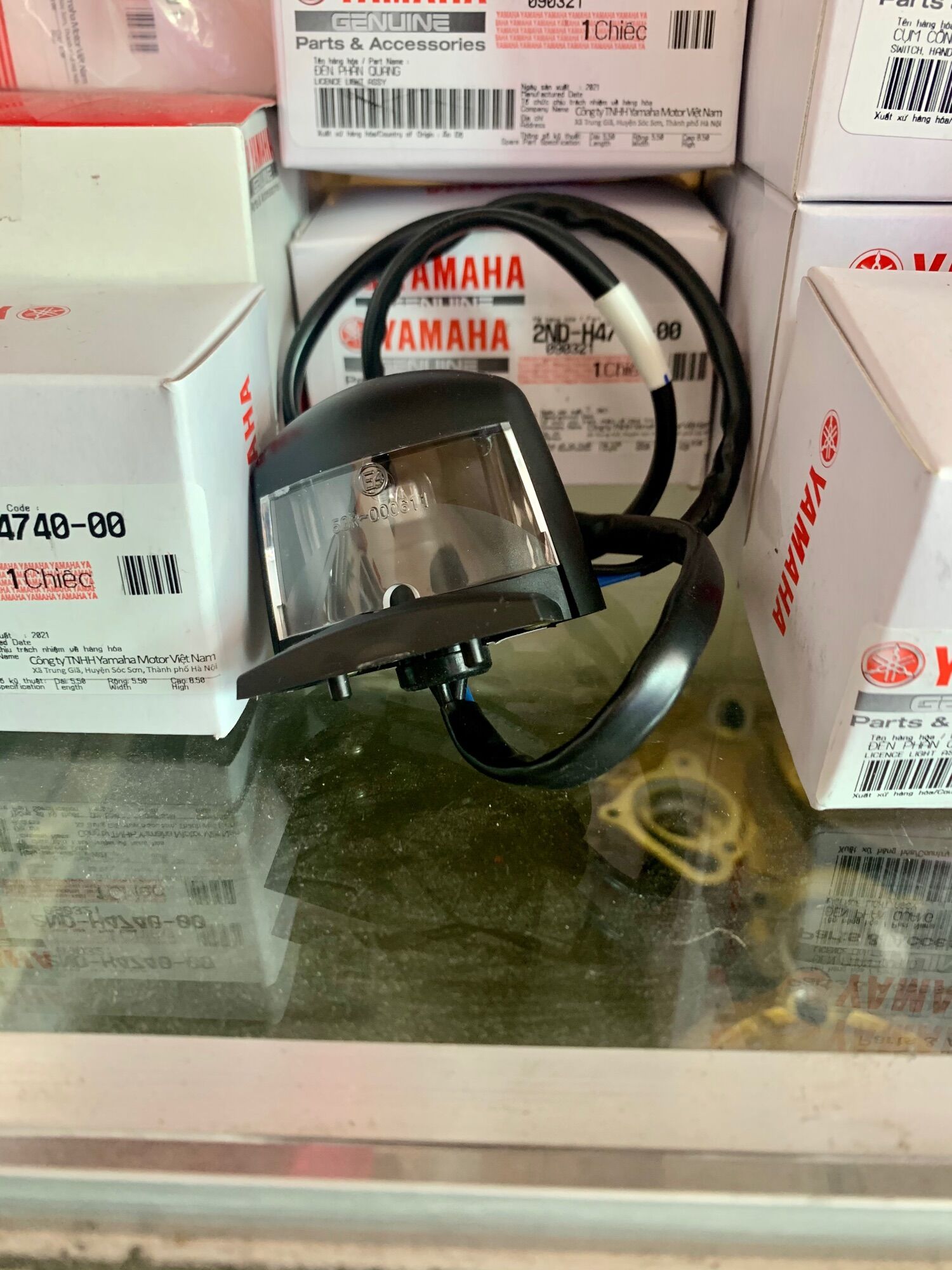 [HCM]Đèn soi biển số ex150 zin hảng