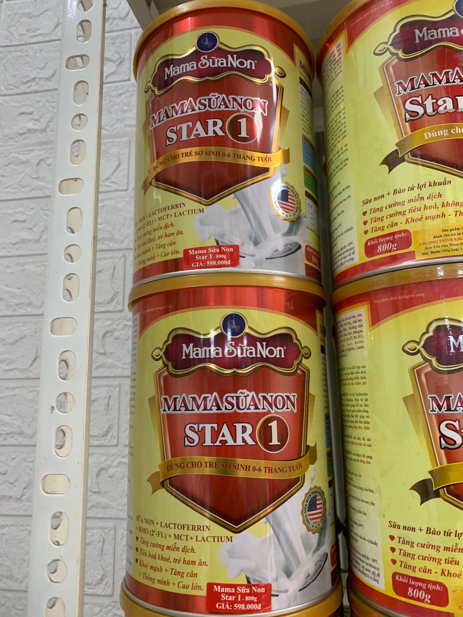 Sữa Mama sữa non Star 1 800g date mới