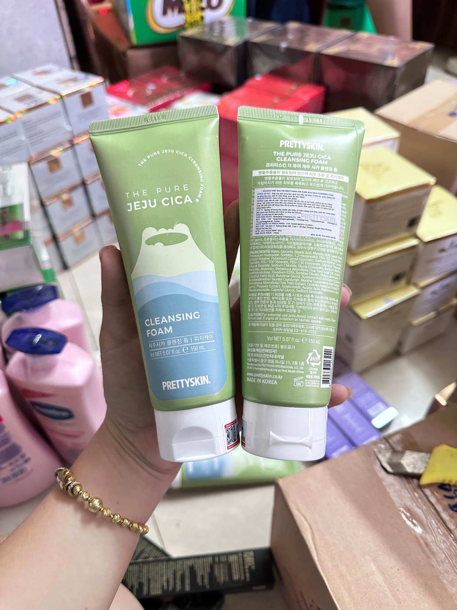Sữa Rửa Mặt Rau Má Prettyskin The Pure Jeju Cica Cleansing Foam