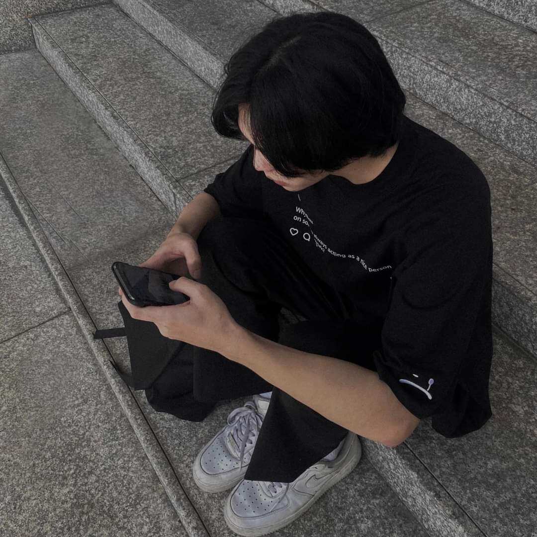 Áo Thun Nam Nữ , Áo Cặp Unisex 2 Màu Đen Trắng Trùm Croptop Phông Rộng In Hình Sadboyram 40-65kg