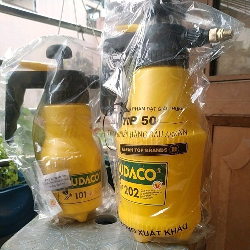 Bình tưới cây phun sương loại 1 lít-2 lít