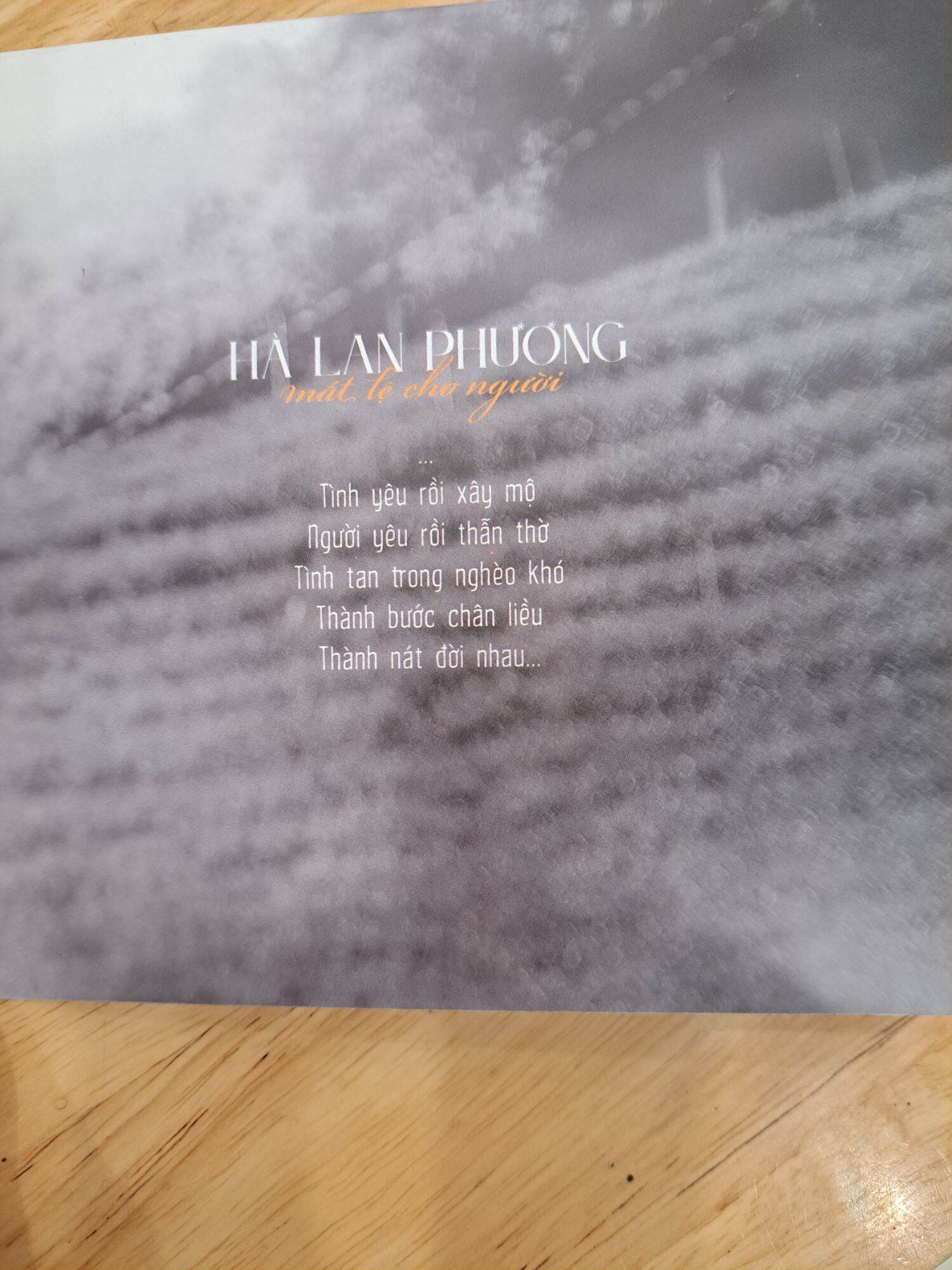 cd Hà Lan Phương,  Mắt lệ cho người