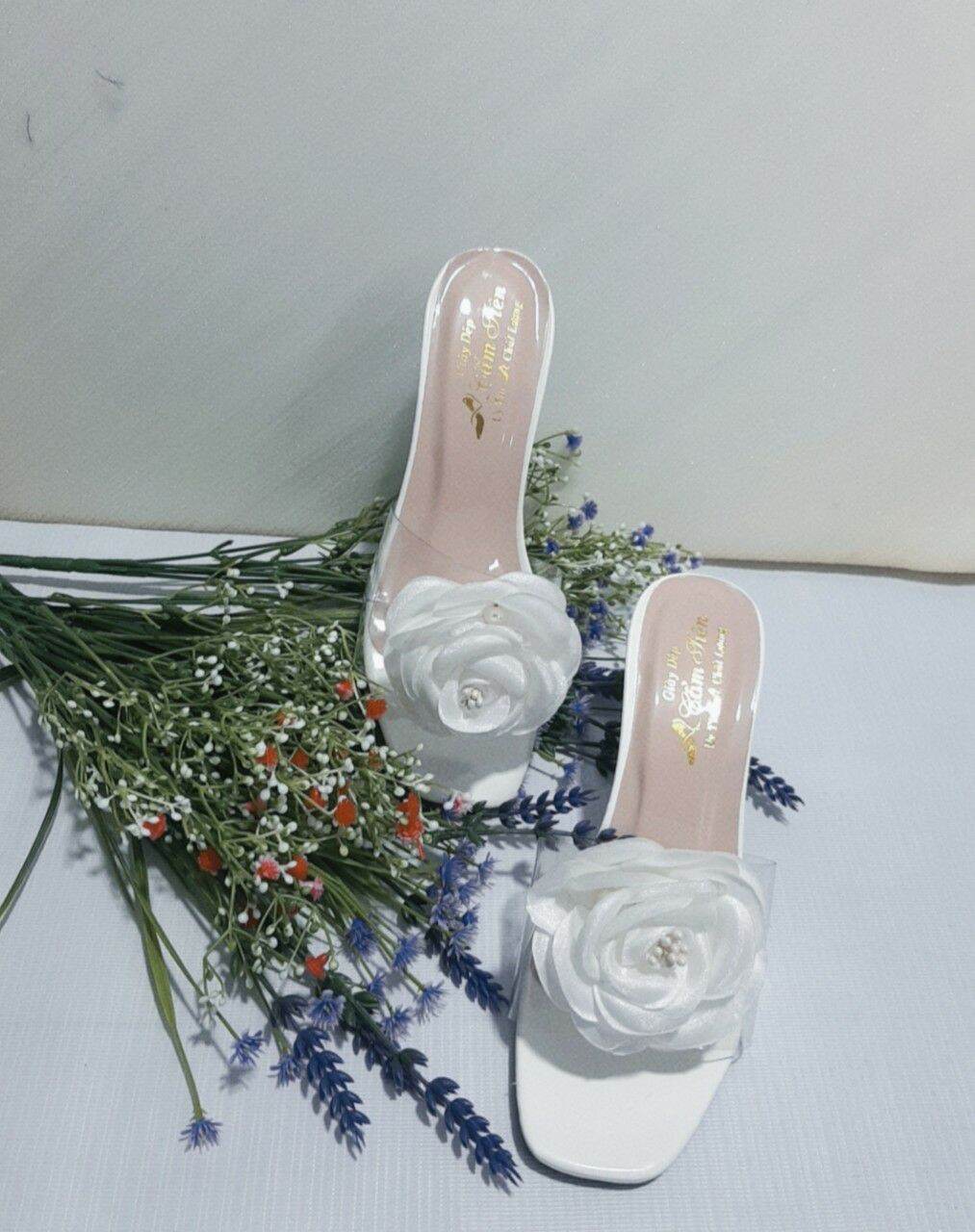 ảnh thật giày bảo hành có sẵn giày cao gót, guốc, xăng đan size 33, 34 đến bigsize 40, 41, 42, 43, 44 làm theo yêu cầu