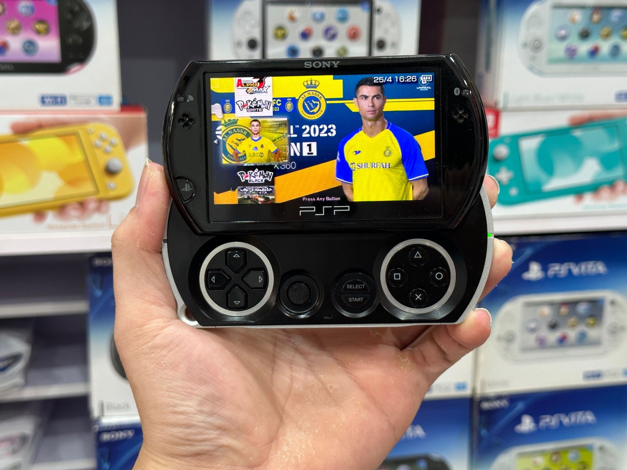 Máy Game PSP GO Full Game 16Gb