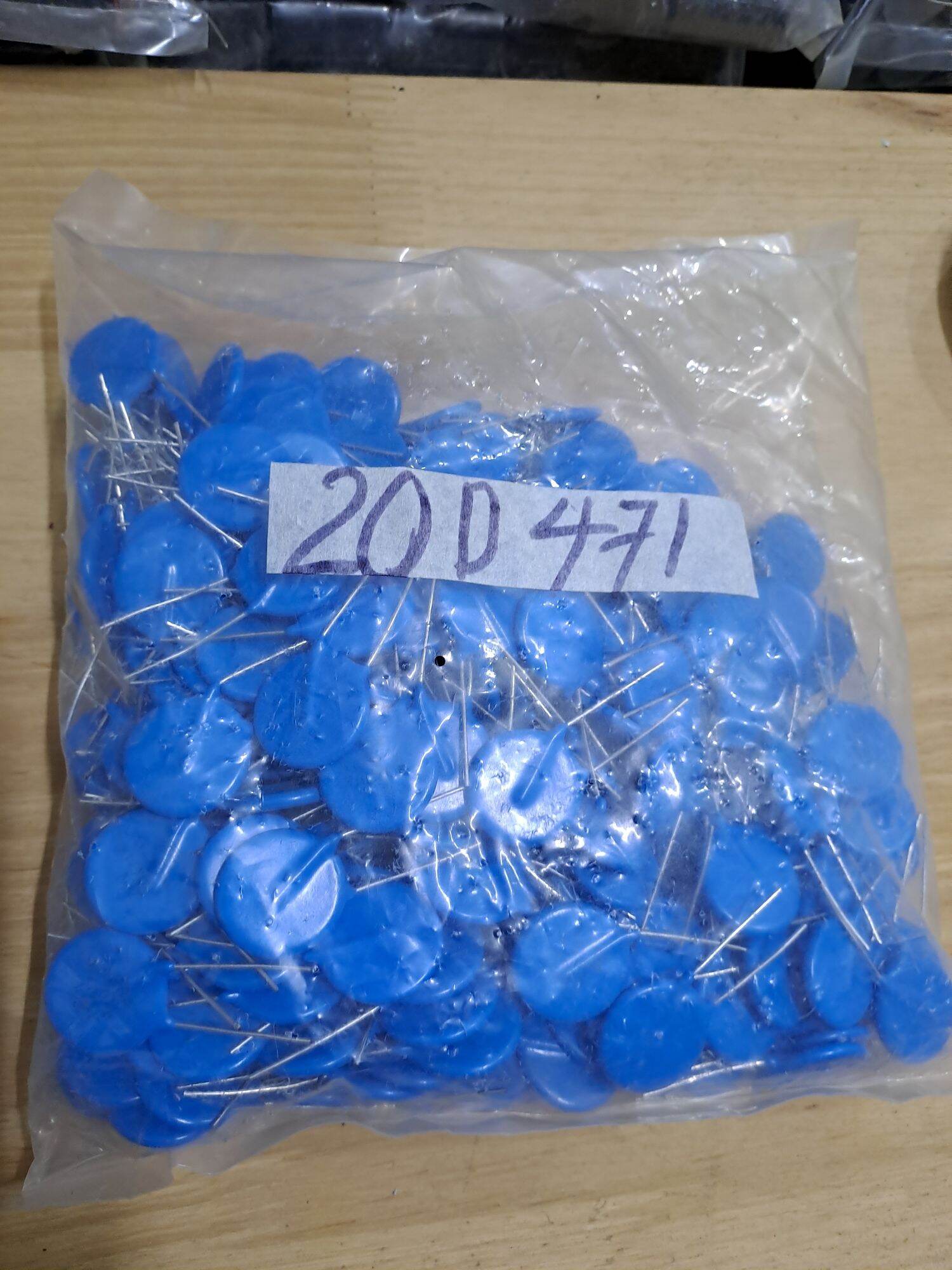 10 Tụ bảo vệ điện áp 220V 20D471