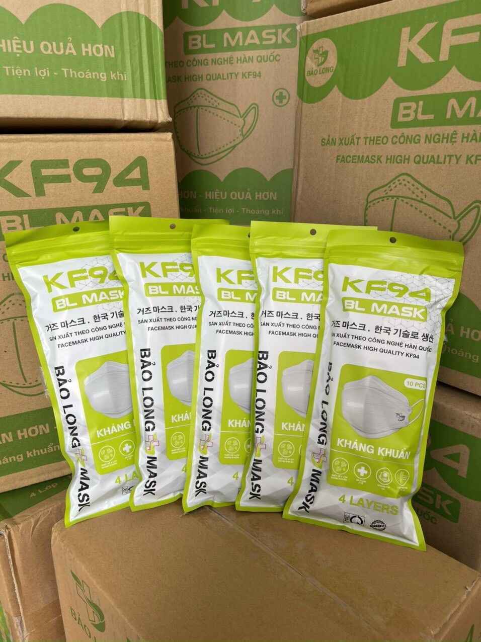 Thùng 300c khẩu trang 4d kf94 giá 270k