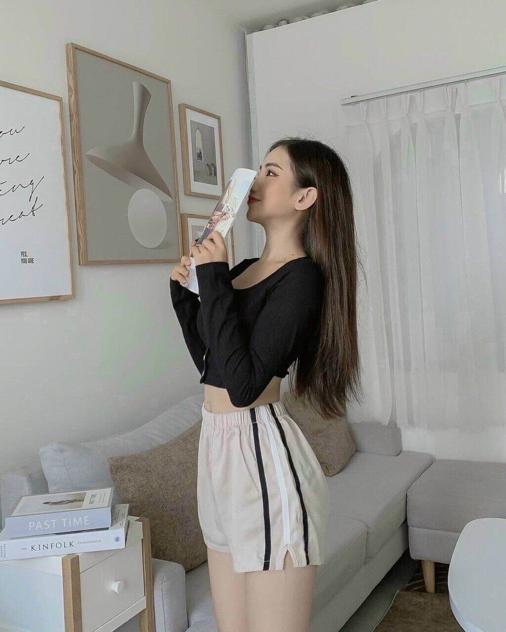 Áo croptop  kiểu  siêu hot nút cài(B.C)