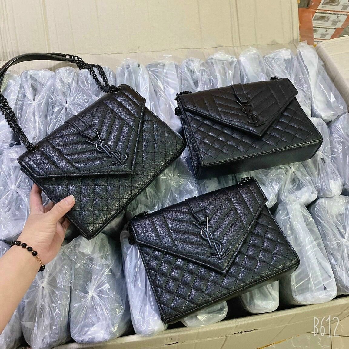 Túi đeo vai Trần trám  size 25