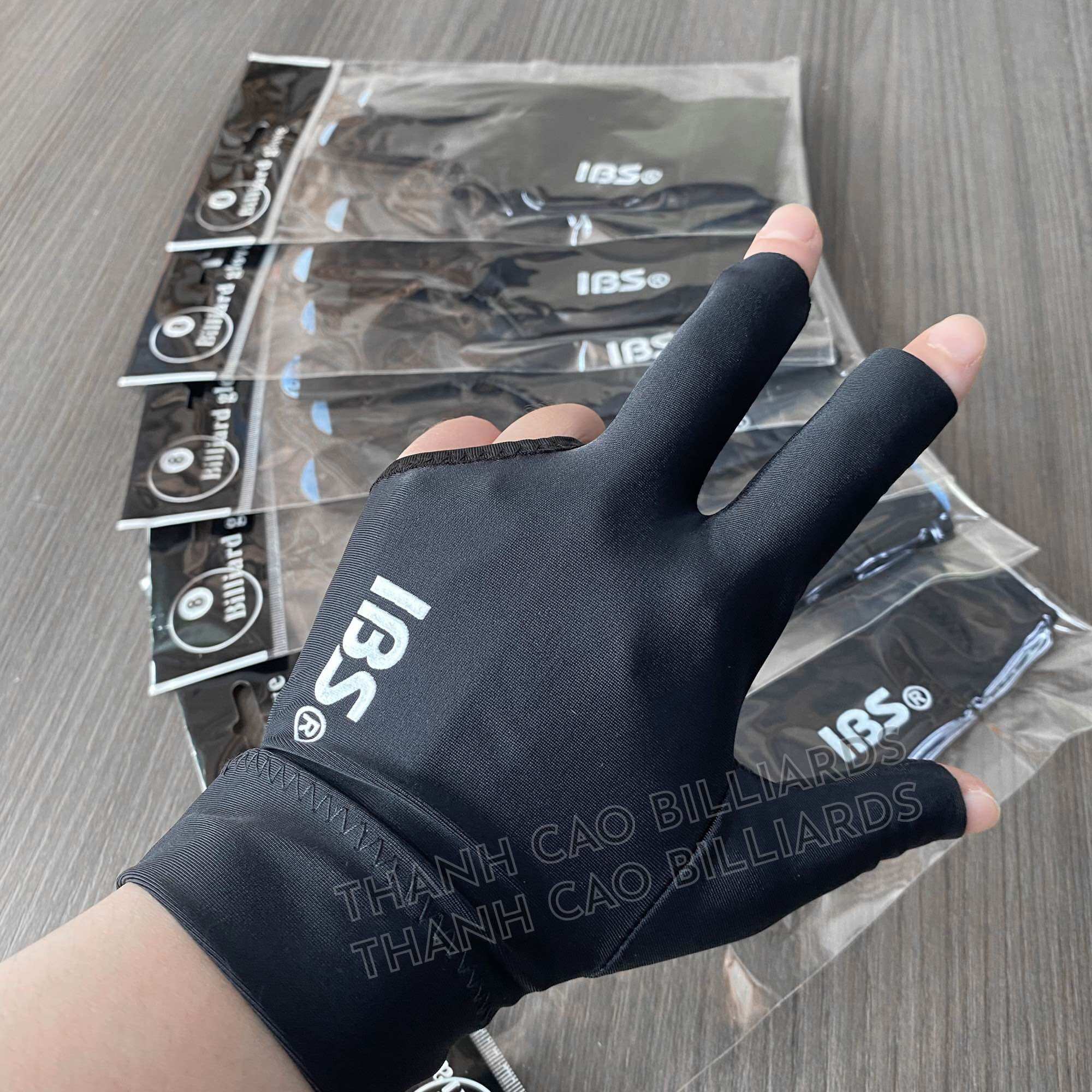 Găng Tay Bi-a Hở Ngón Freesize Vải Thun Co Dãn 4 Chiều Thoáng Khí | Bao Tay Bida Cá Nhân