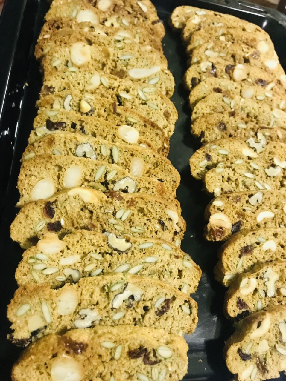 (250GR) BÁNH BISCOTTI NGUYÊN CÁM KHÔNG ĐƯỜNG, ĂN VẶT LÀNH MẠNH CHO MẸ BẦU, NGƯỜI ĂN KIÊNG, GIẢM CÂN, ĂN HEALTHY LÀNH MẠNH, HẠT MÁC CA, HẠT ĐIỀU, BÍ XANH, HẠT HƯỚNG DƯƠNG, VIỆT QUẤT, NHO KHÔ... HealthyFood3B healthyfood anvatlanhmanh ngucoc granola