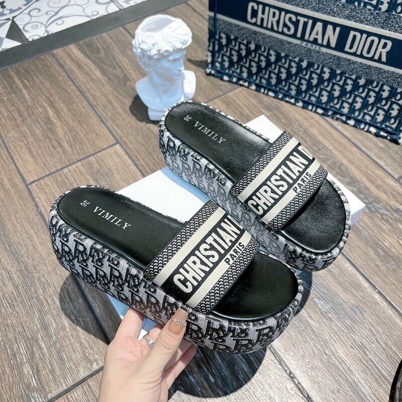 [MUA 1 TẶNG 1 ] Dép XUỒNG DR Cao 7CM siêu HOT (tặng quà)