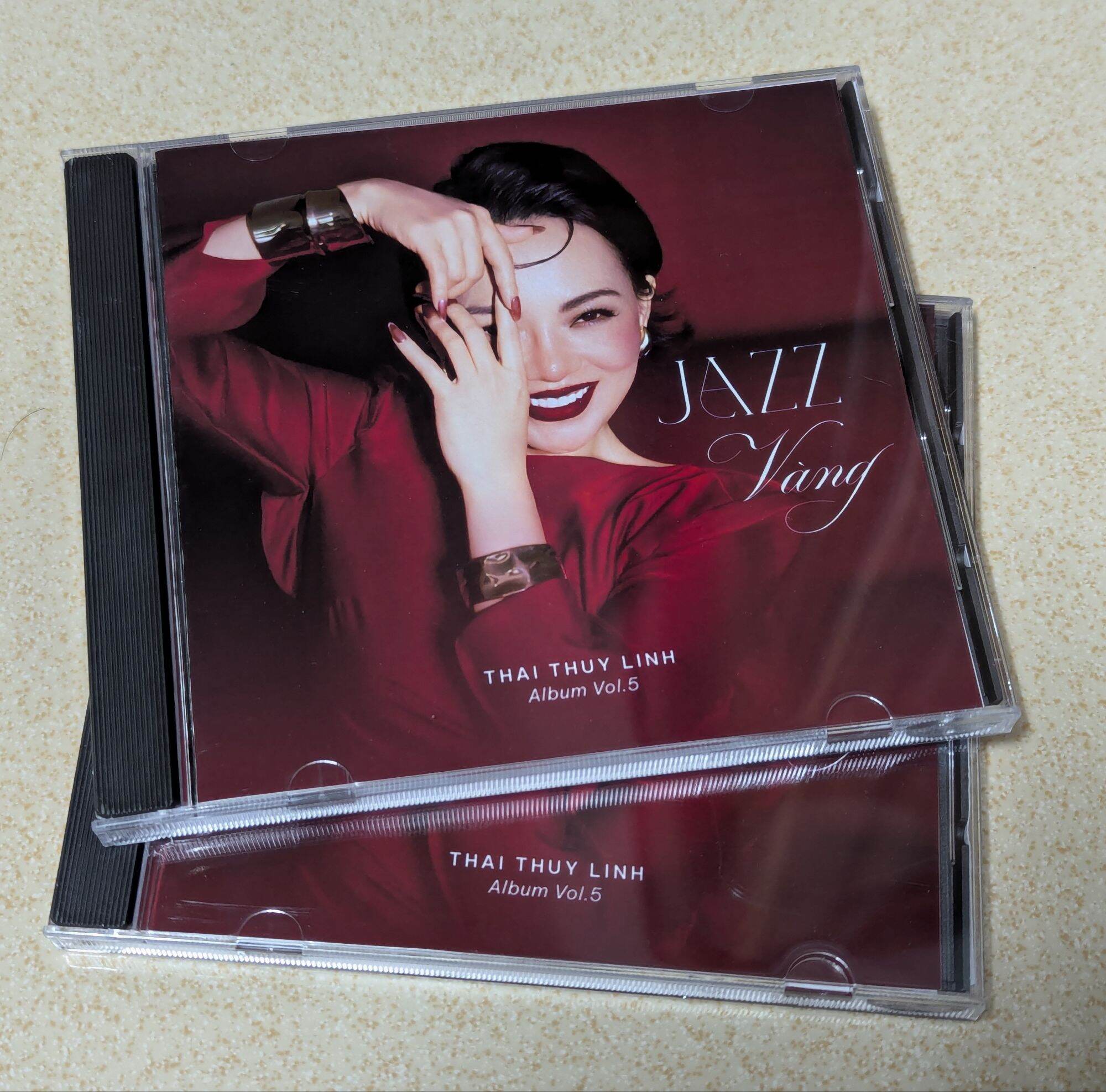 Album Thái Thùy Linh Vol 5 - Jazz Vàng (phôi đĩa nhật)