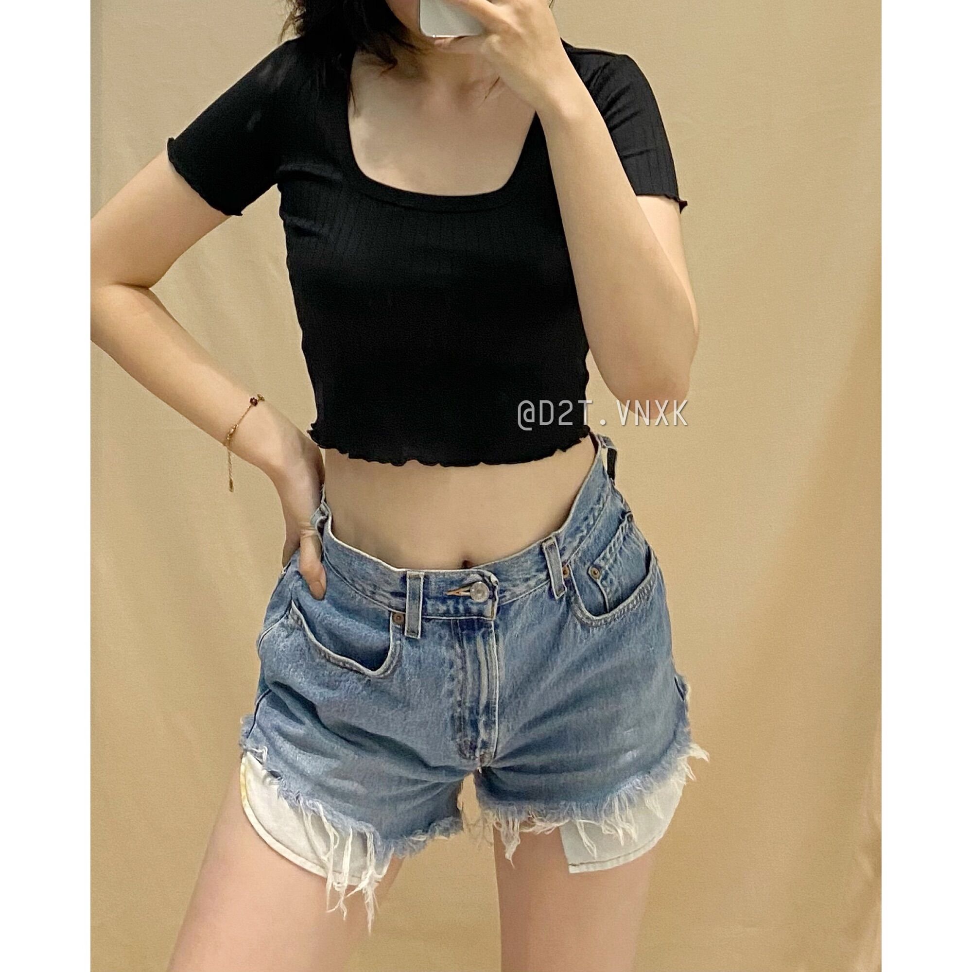 Áo Croptop Cổ U F21 VNXK