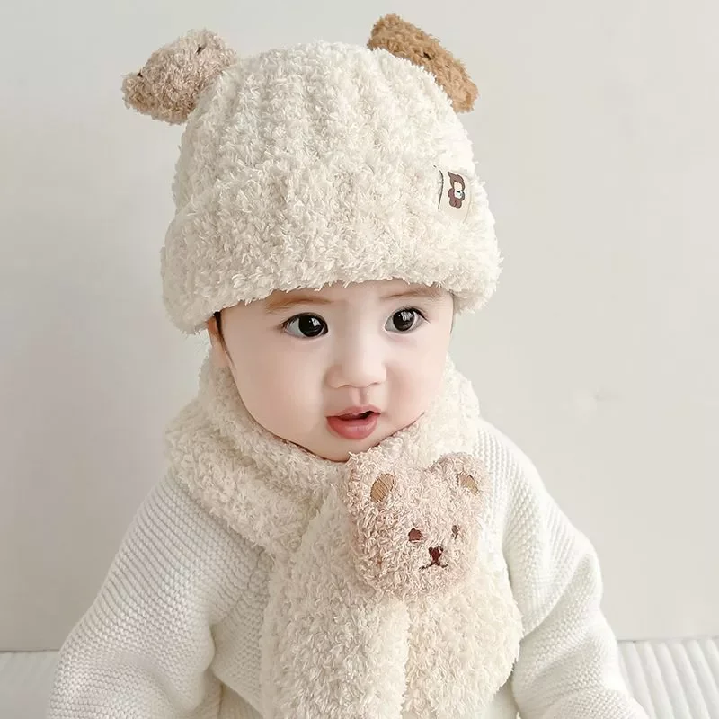 Mũ len lông cừu tai gấu kèm khăn quàng cổ cho bé
