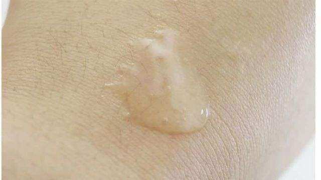 Tinh chất thần thánh tái tạo da, bổ sung Collagen và Vitamin cho da săn chắc, tăng đàn hồi da TonyMoly 2X FIRST ESSENCE 200ml