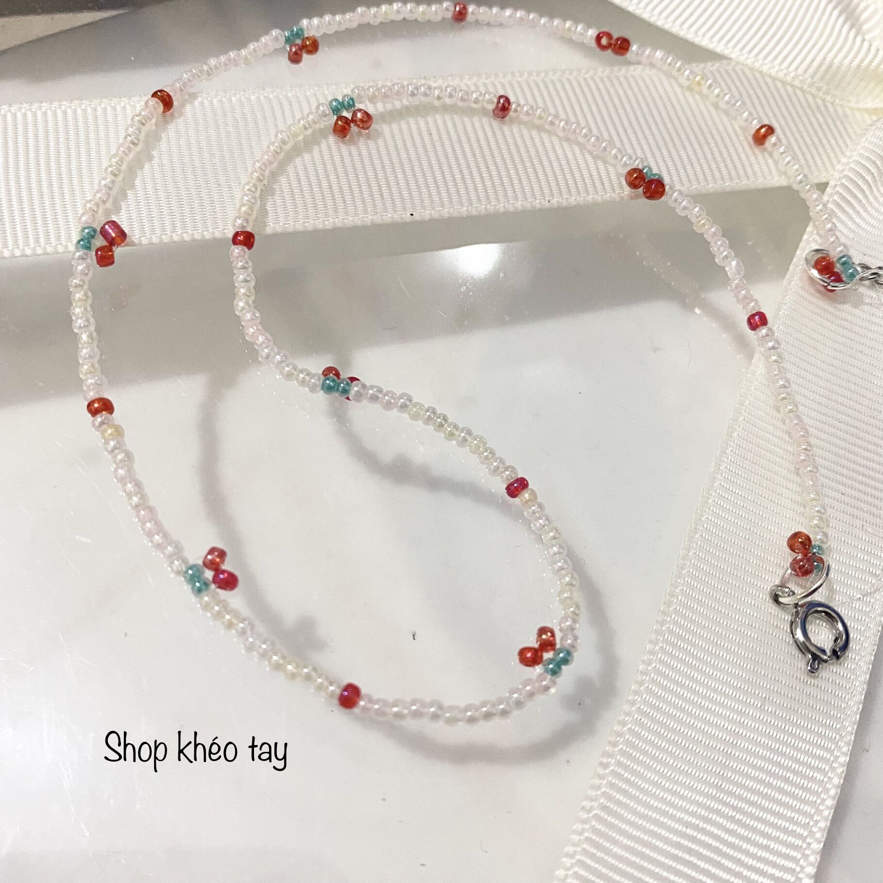 Vòng cổ chocker hạt cườm cherry ngọt ngào