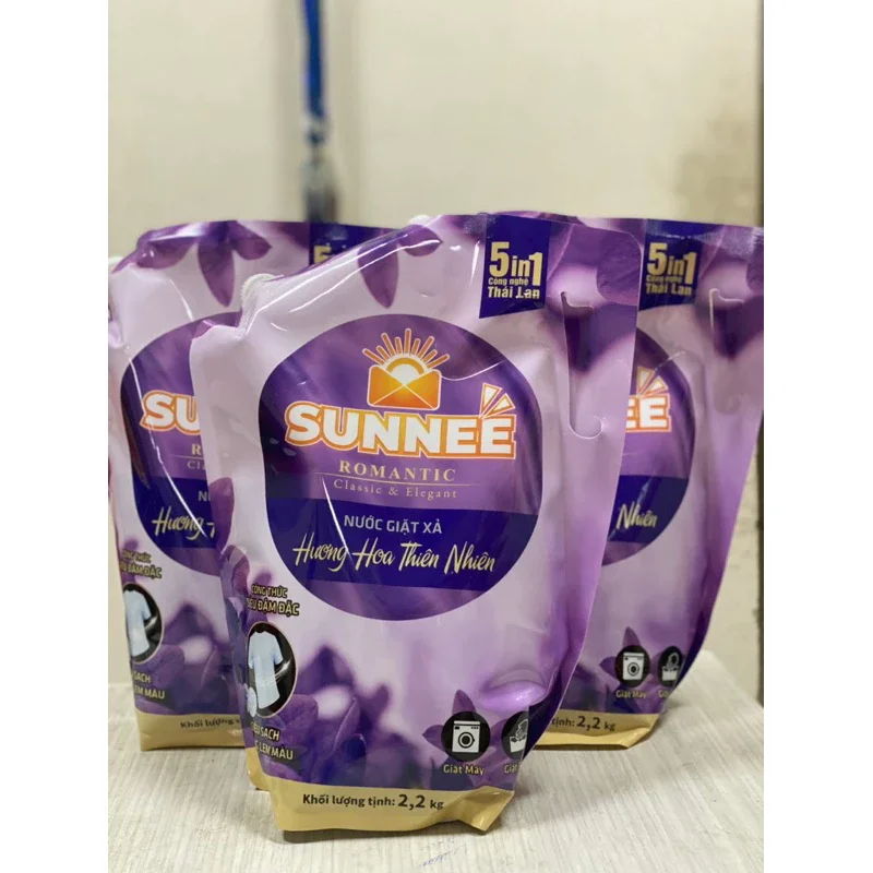 Nước Giặt Xả Sunnee - KLT 2.2 KG