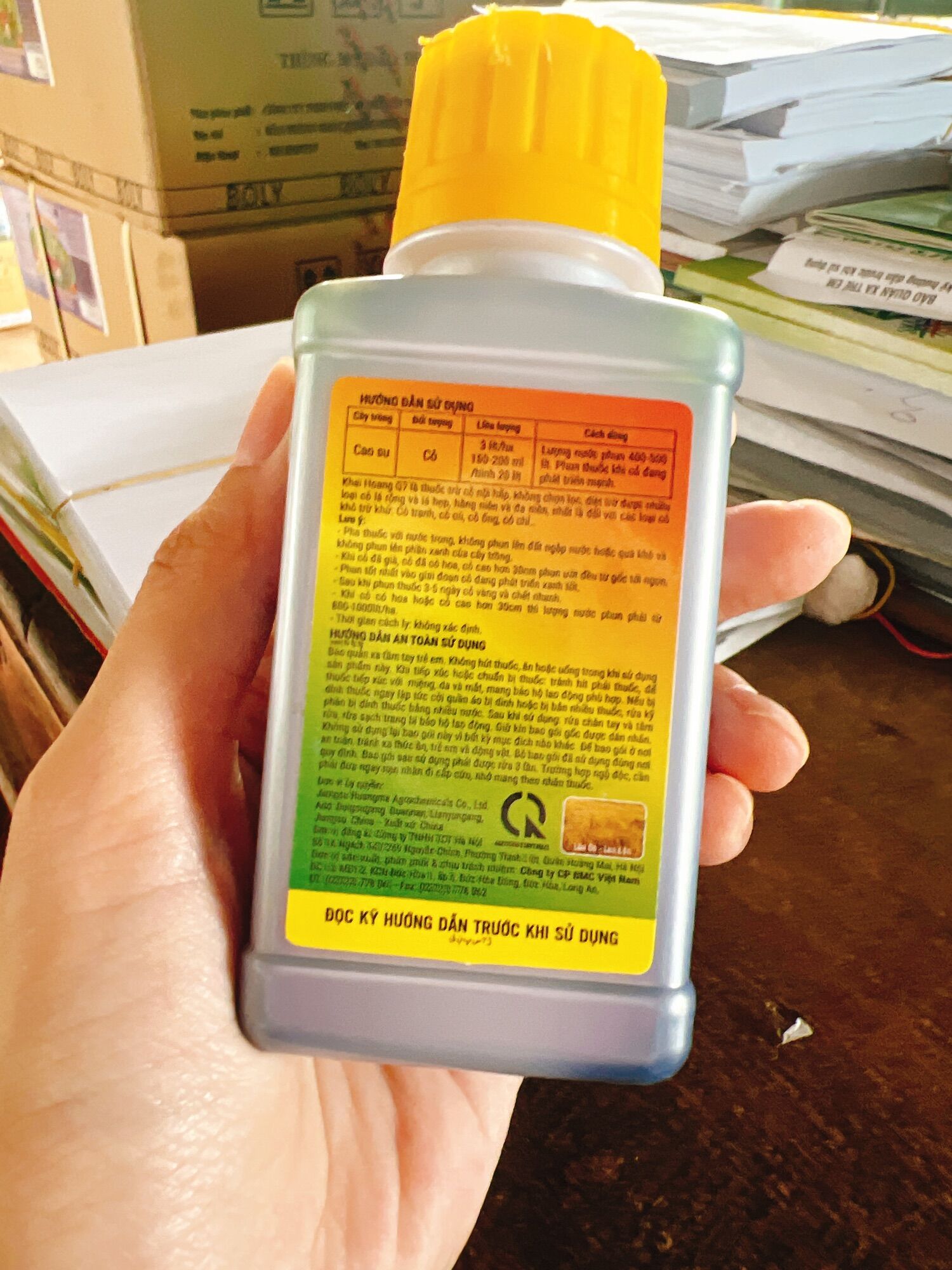 KHAI HOANG Q7 chai 100ml-450m - trừ cỏ (cỏ tranh, cỏ cú, cỏ ống, cỏ chỉ…)
