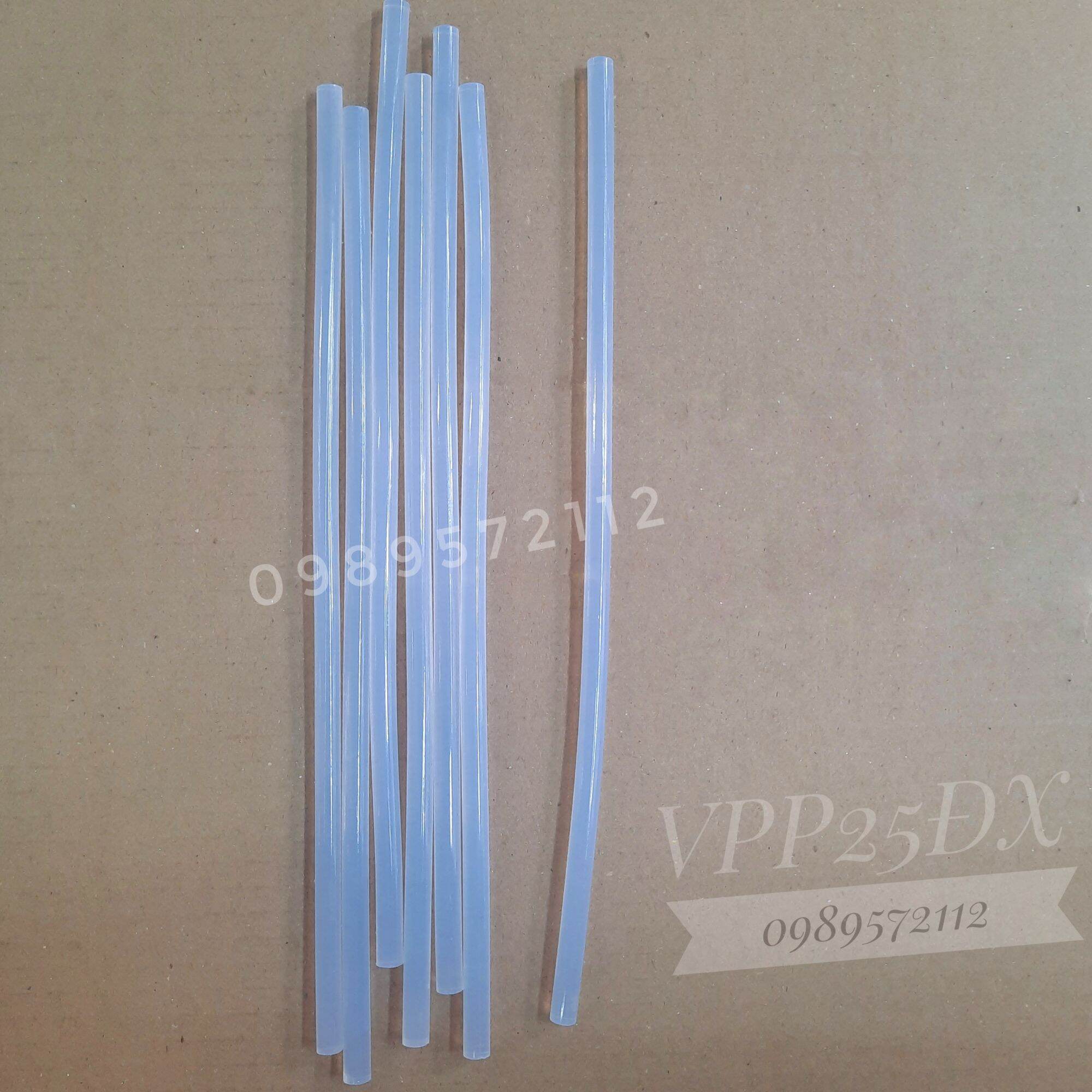 50 cây keo nến bé 0.68cm * 24.5cm.