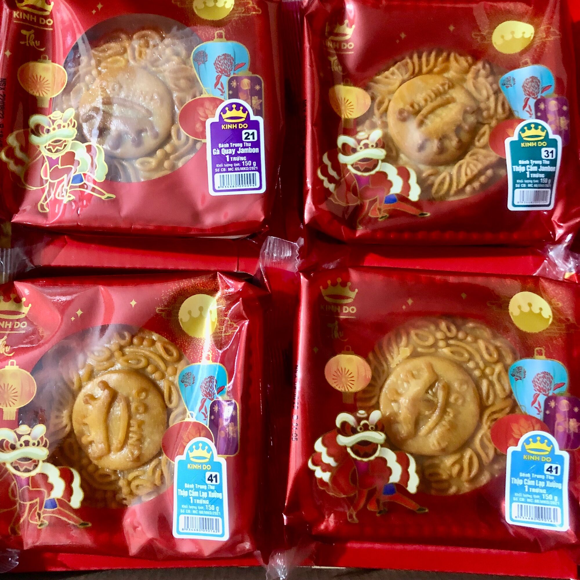 Combo 4 bánh trung thu Kinh Đô đủ loại (khách được chọn combo và chọn vị)