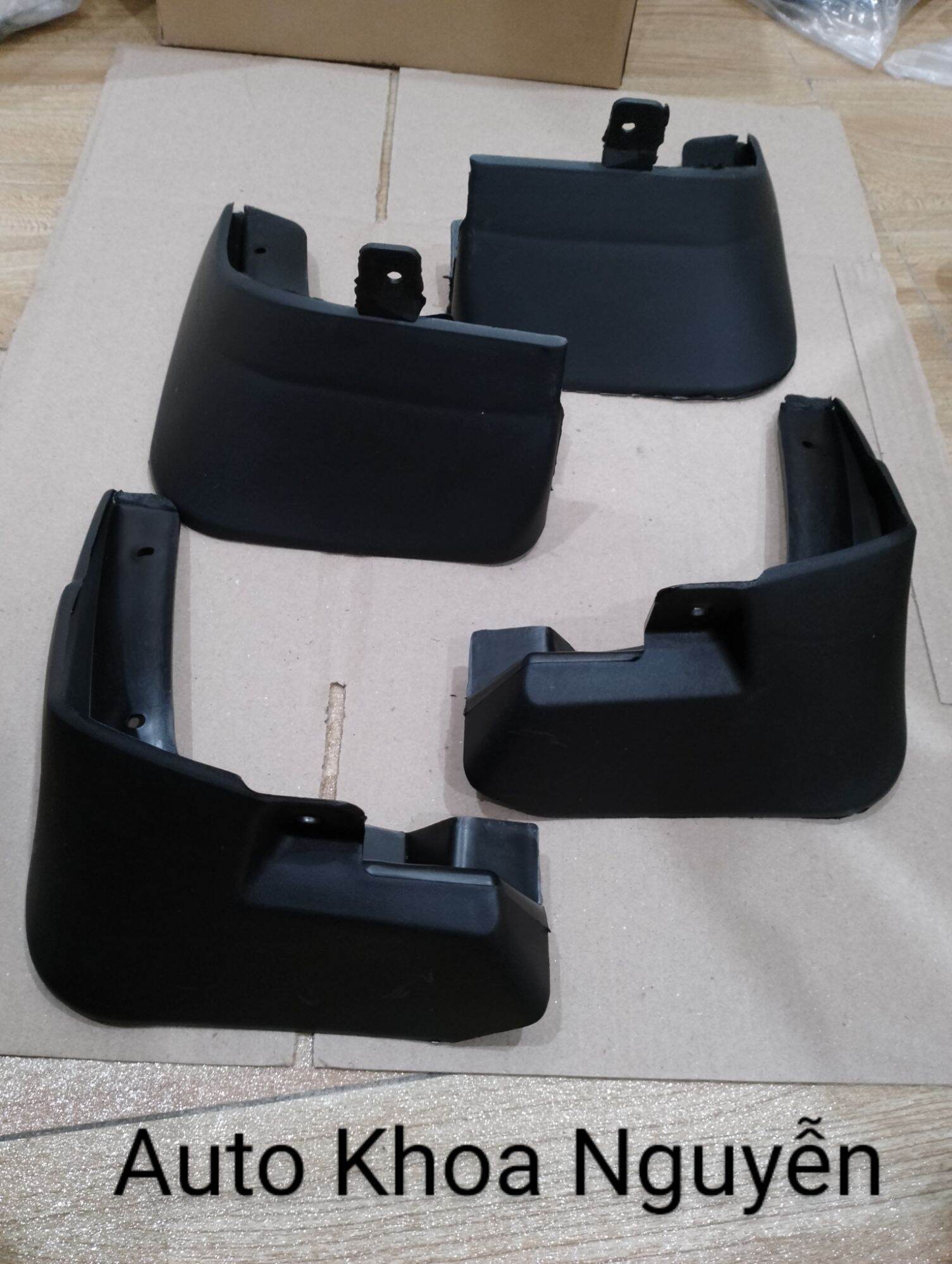 Bộ chắn bùn bánh xe Lanos, giá bán cho bộ 4 miếng - Auto Khoa Nguyễn