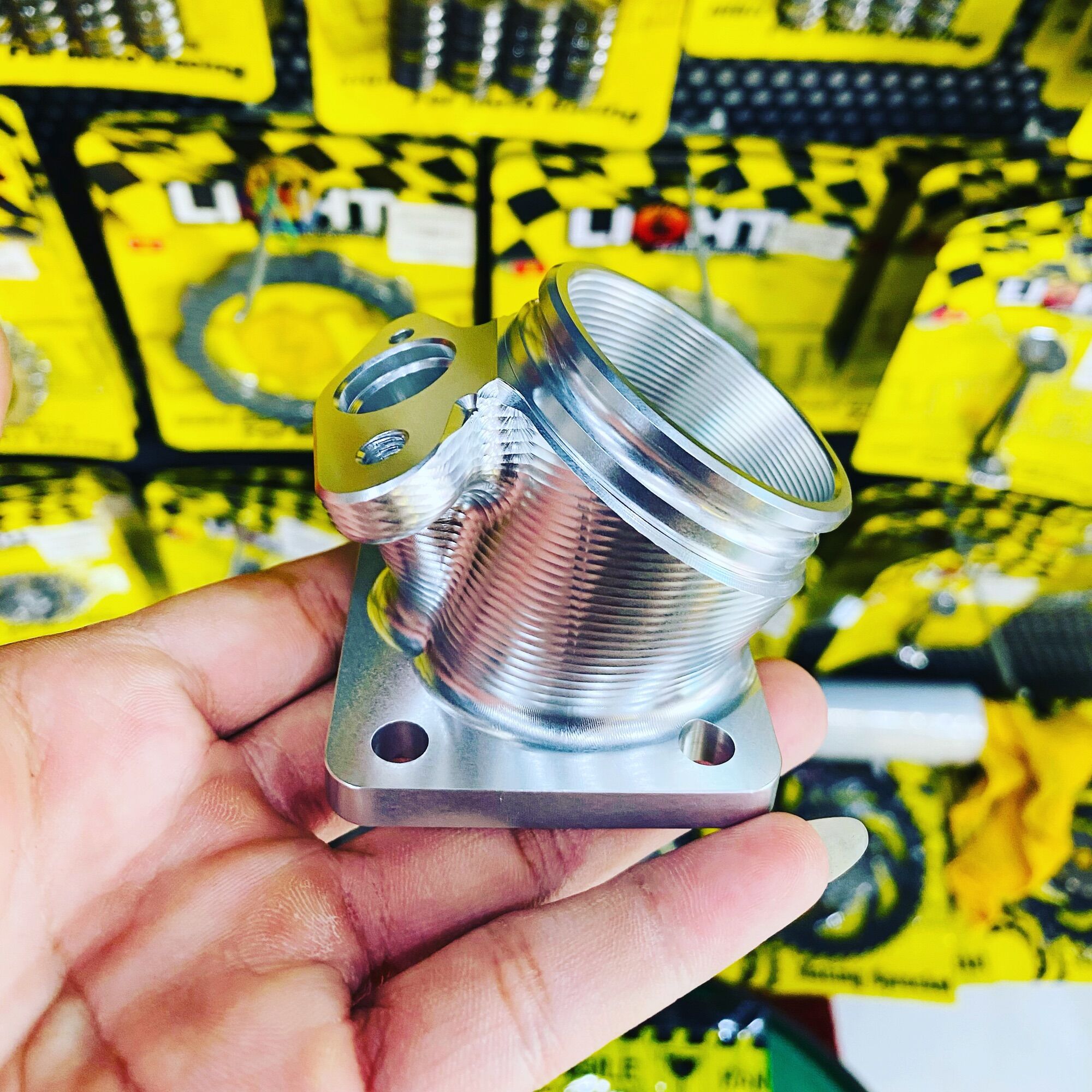 Co xăng Fasstek cnc oval đa tầng cho EX150 .
