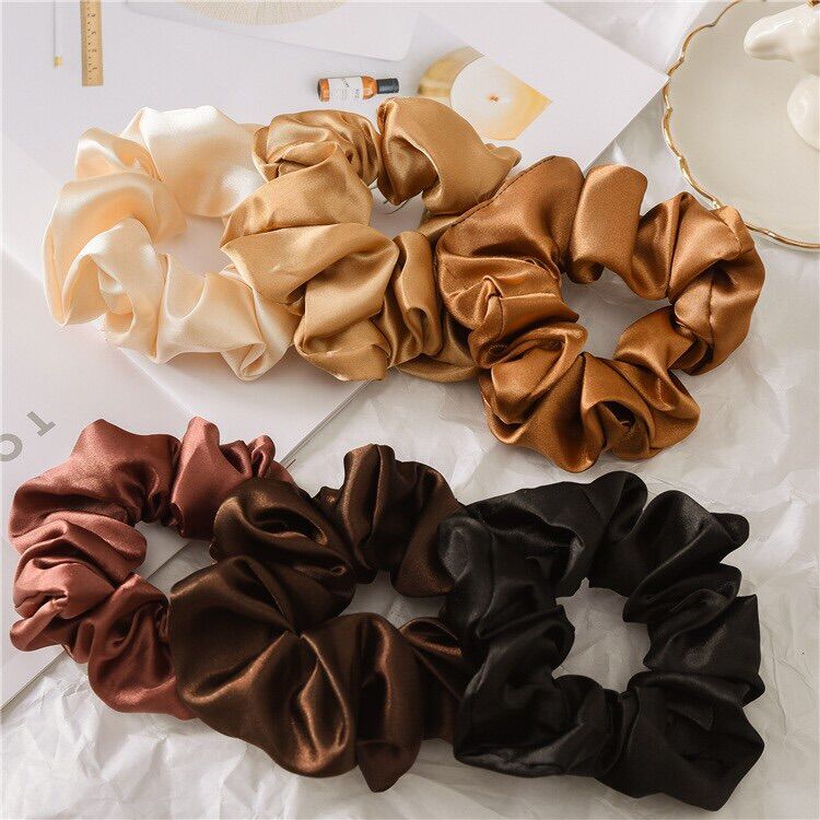 Dây buộc tóc, cột tóc scrunchies vải lụa bóng nhiều màu dễ thương siêu xinh SPB03