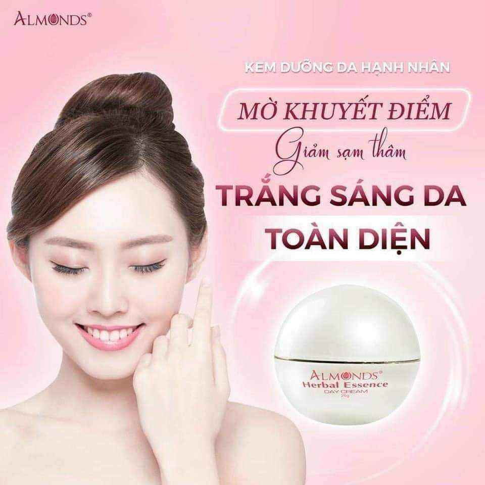 Kem trắng da ban ngày Almonds